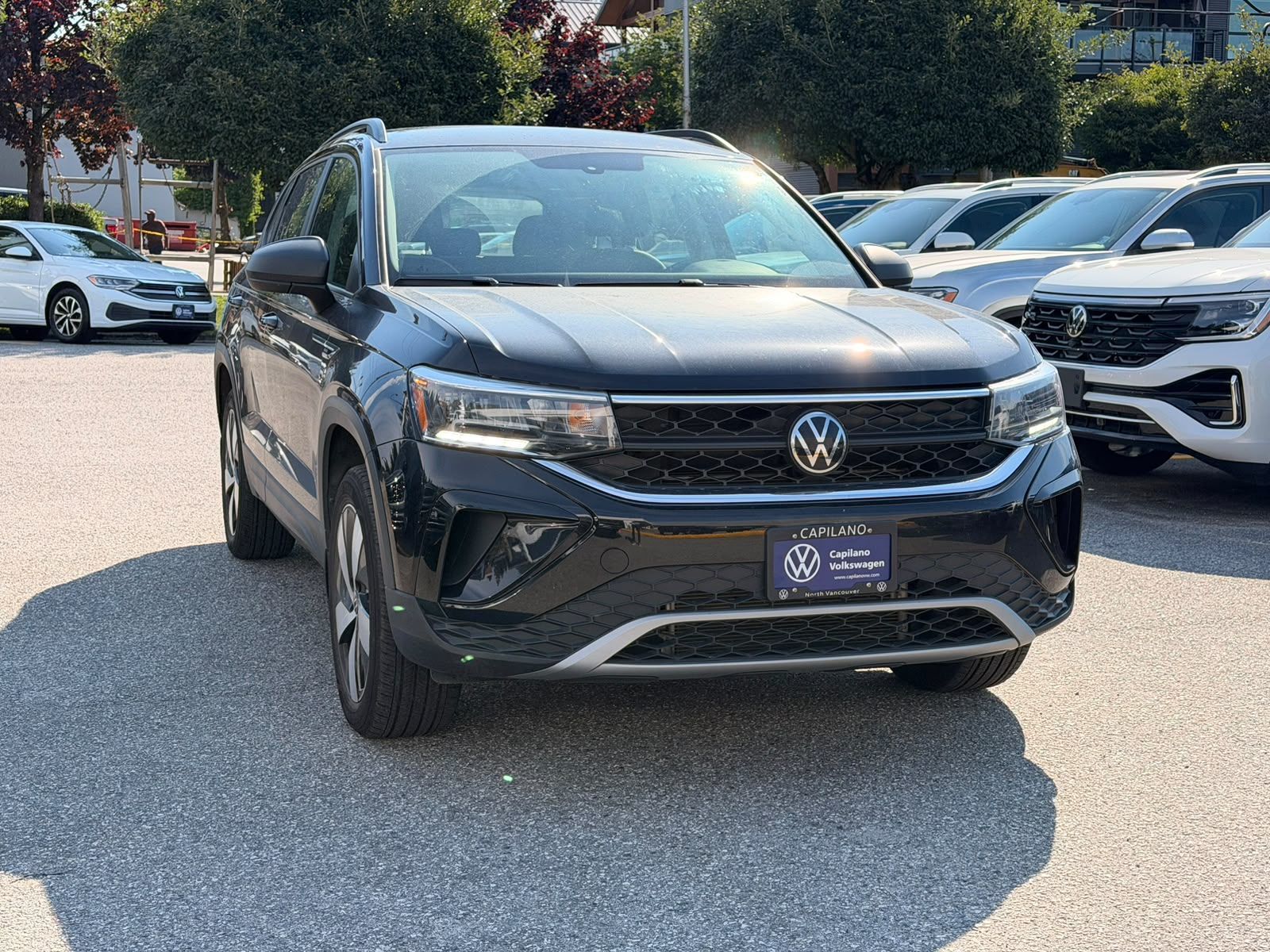 Photo 2023 Volkswagen Taos Trendline 4MOTION #3