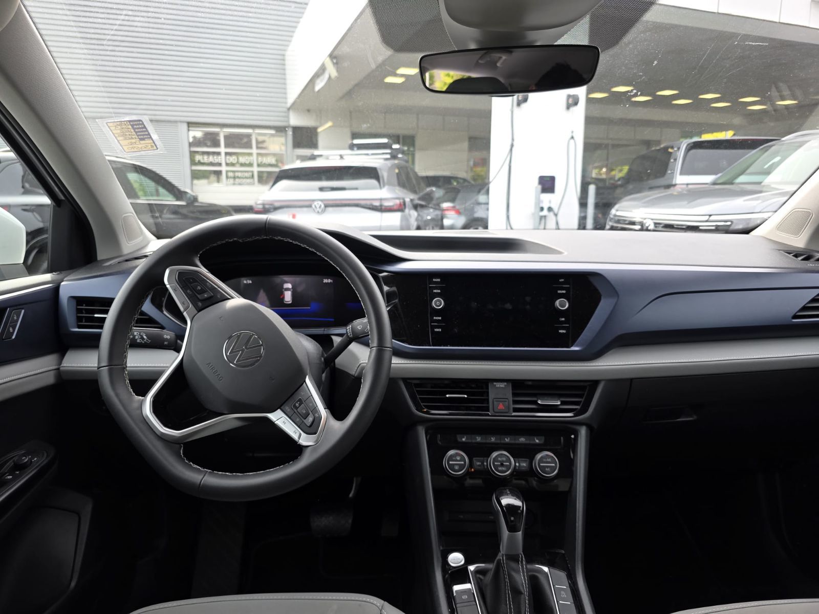 2024 Volkswagen Taos 1.5TSI Comfortline FWD X-Demo Special!