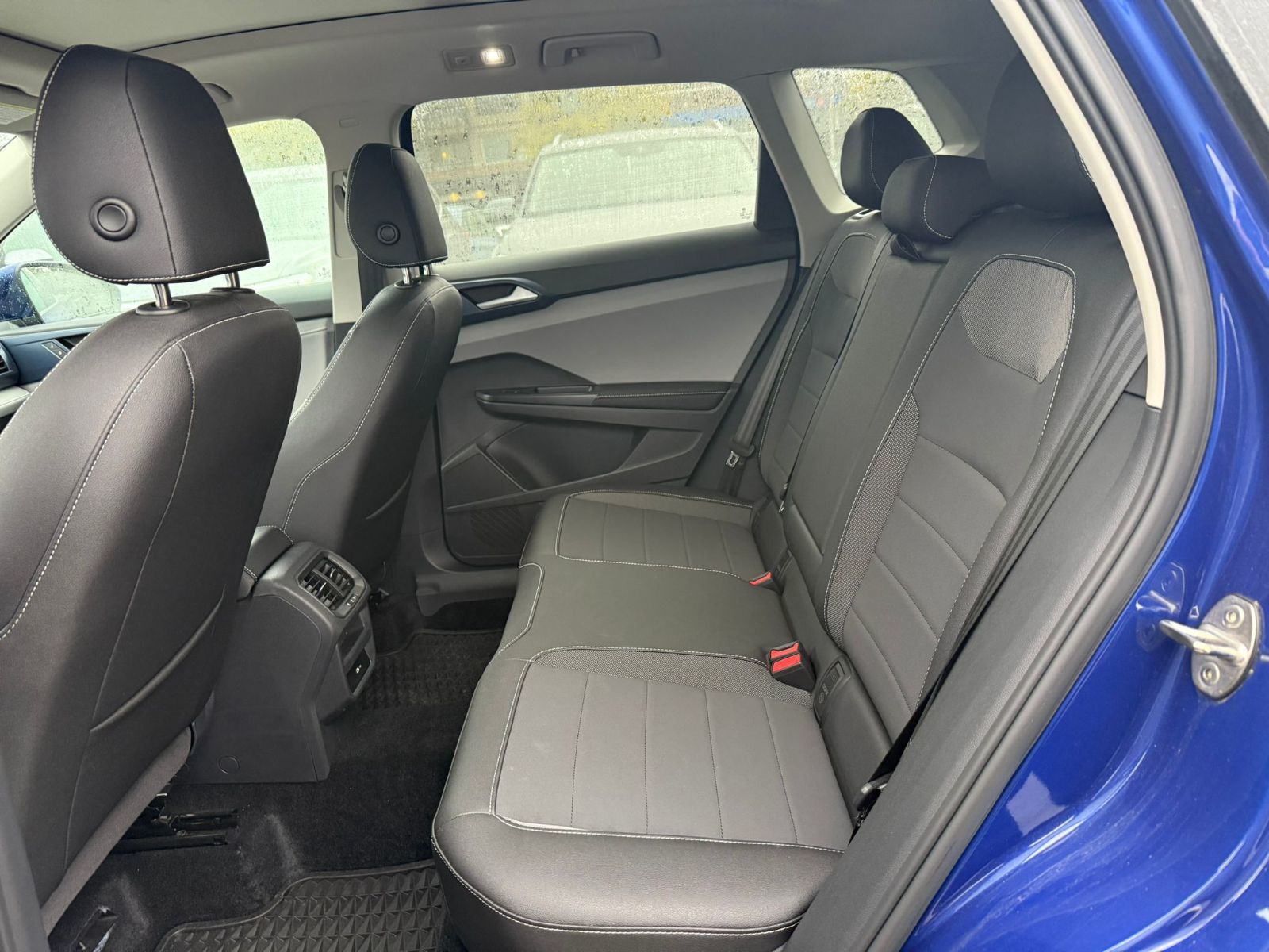 2024 Volkswagen Taos Comfortline 4MOTION | 19 Wheels & Sunroof Package Just Arrived! Local, One Owner, No Accidents