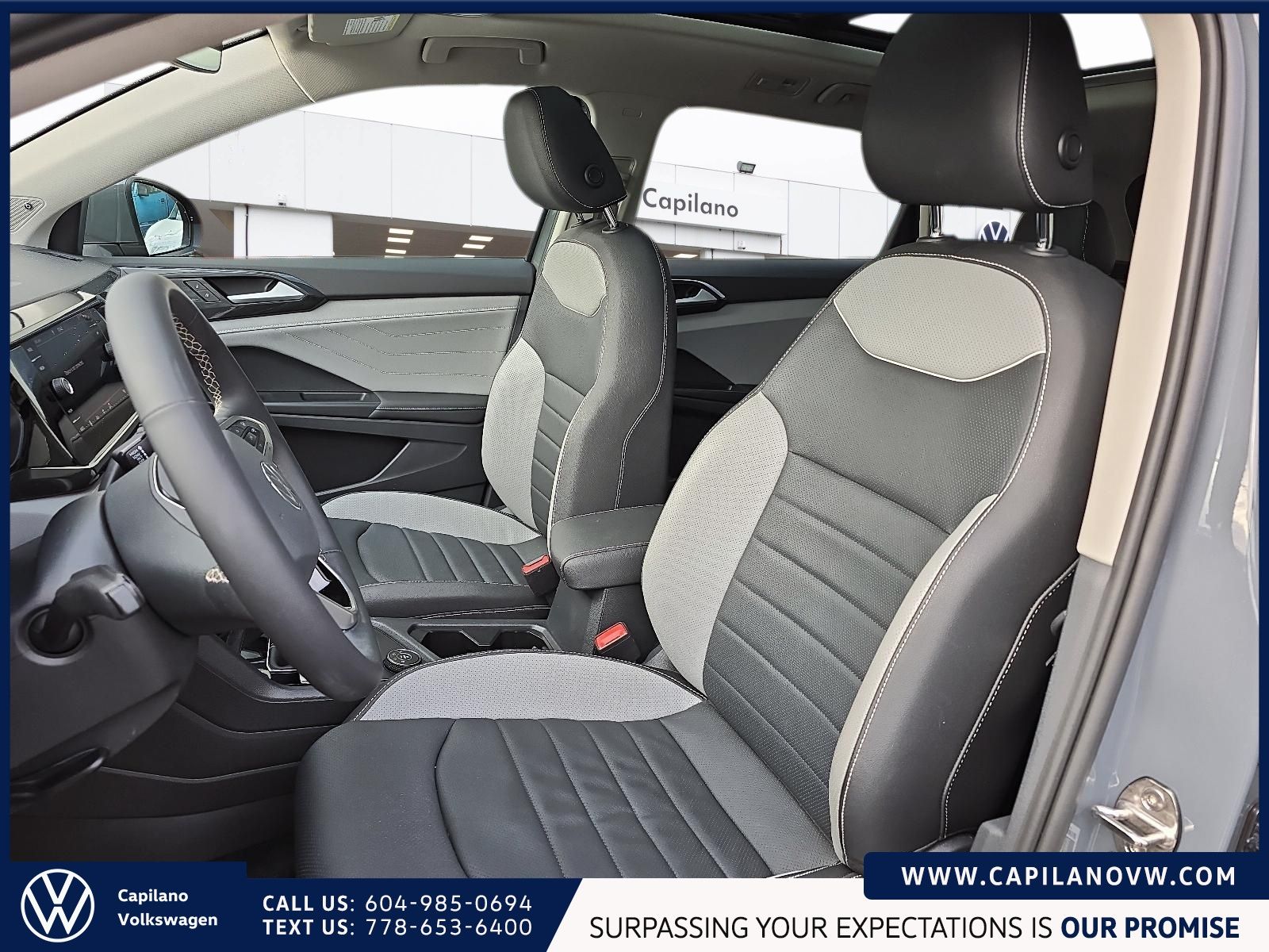 2024 Volkswagen Taos Highline 4MOTION Just Arrived! Local, One Owner, No Accidents