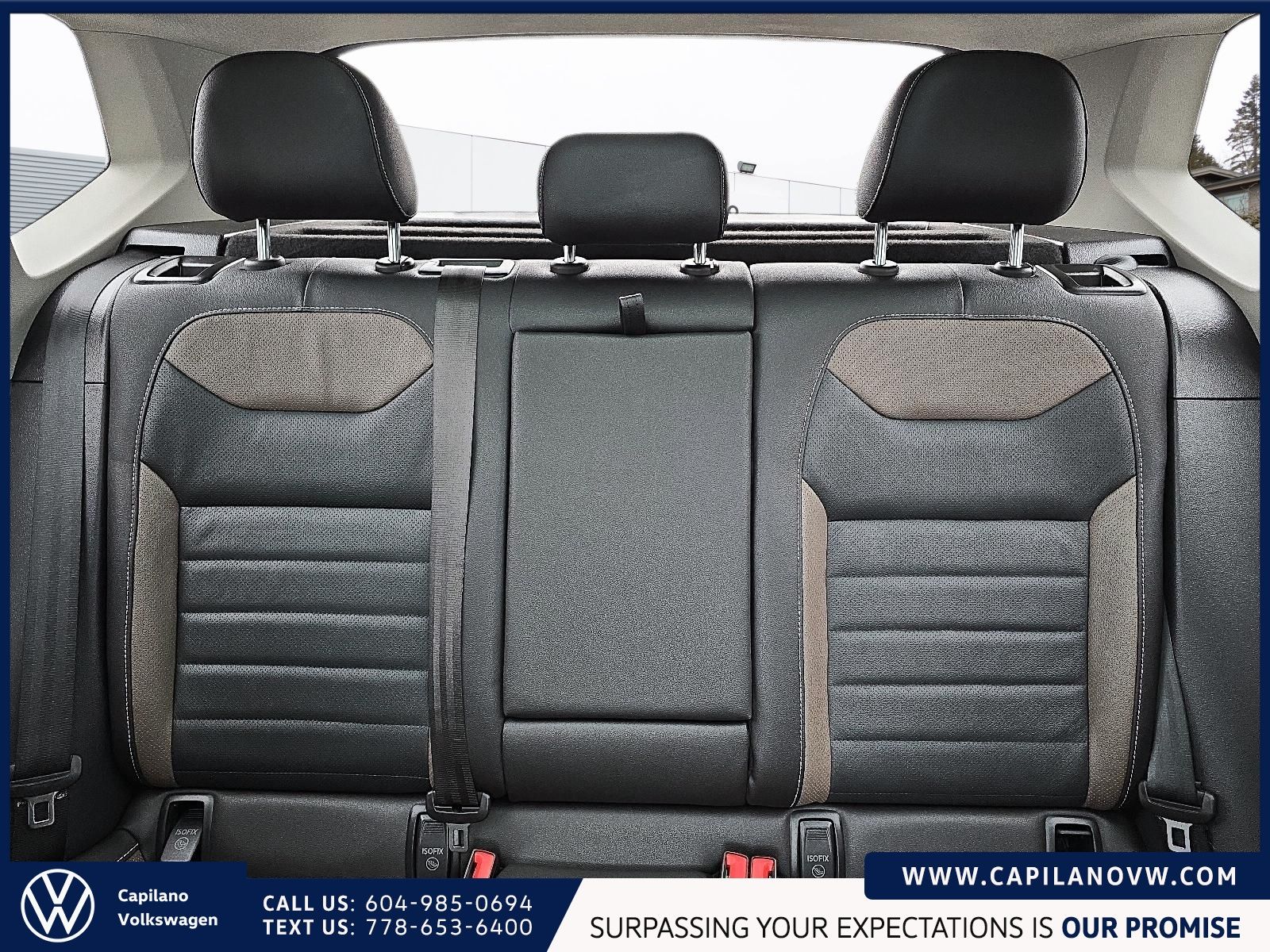 2024 Volkswagen Taos Highline 4MOTION Just Arrived! Local Vehicle, Low KM, No Accidents