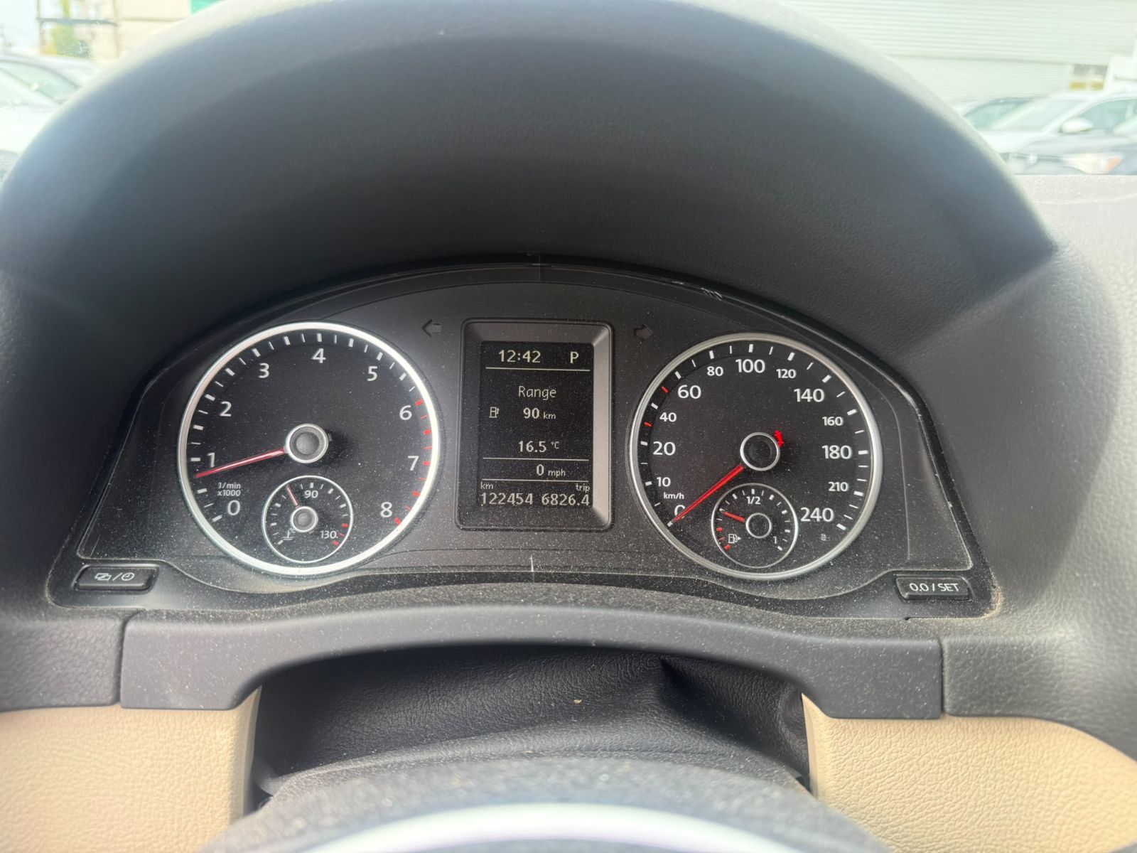 Photo 2014 Volkswagen Tiguan Highline 4MOTION | R Line Package #4