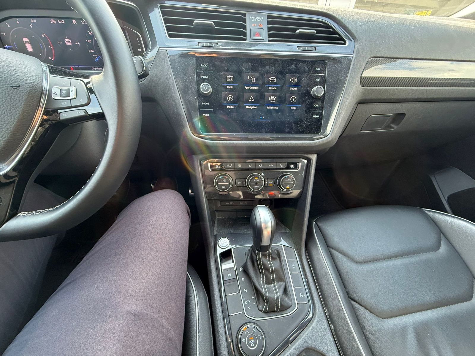 2021 Volkswagen Tiguan Highline R-Line 4MOTION 3rd Row Package | Local, One Owner, No Accidents!
