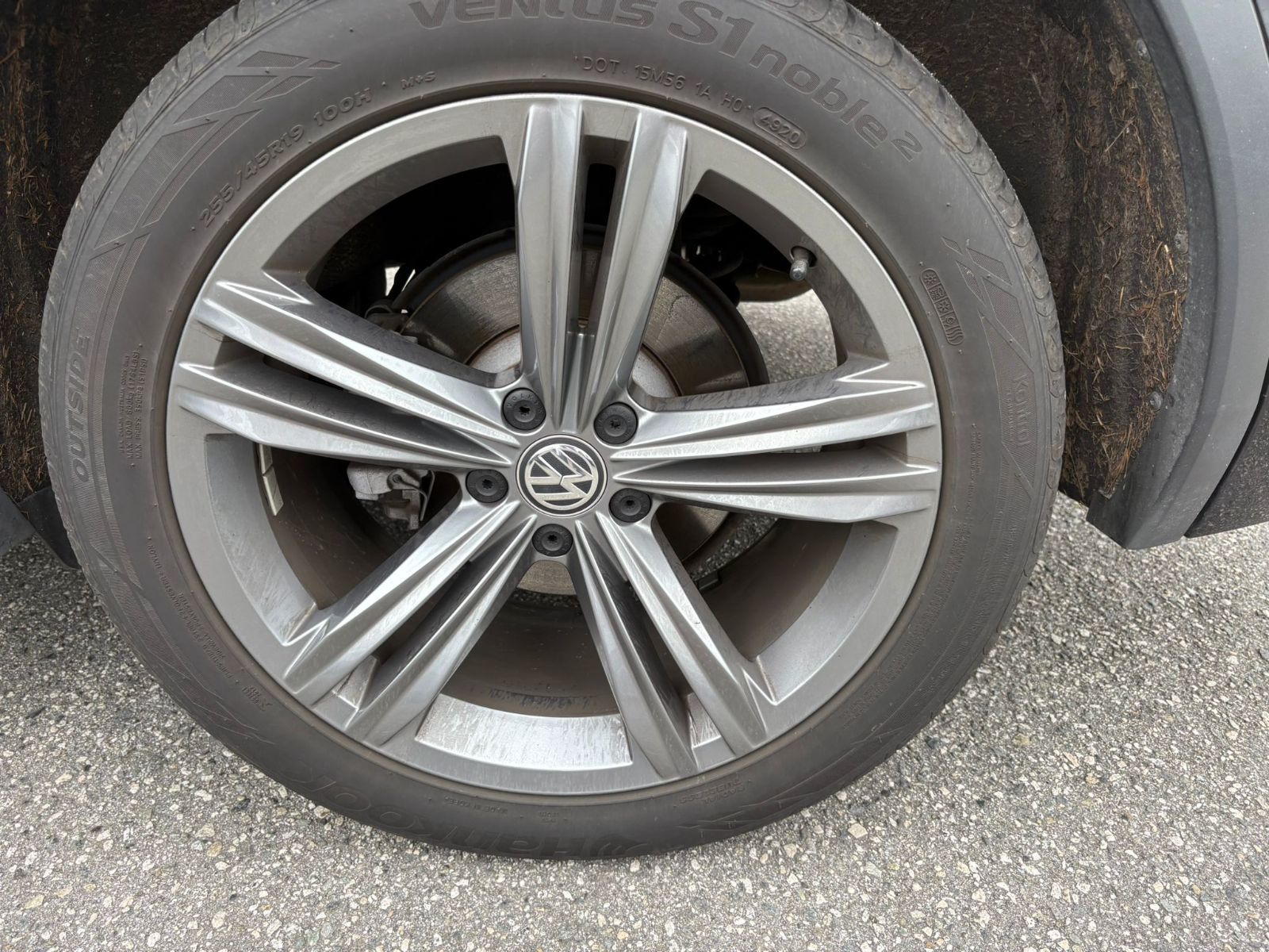 2021 Volkswagen Tiguan Highline R-Line 4MOTION Just Arrived! Local, One Owner, No Accidents, Low KM