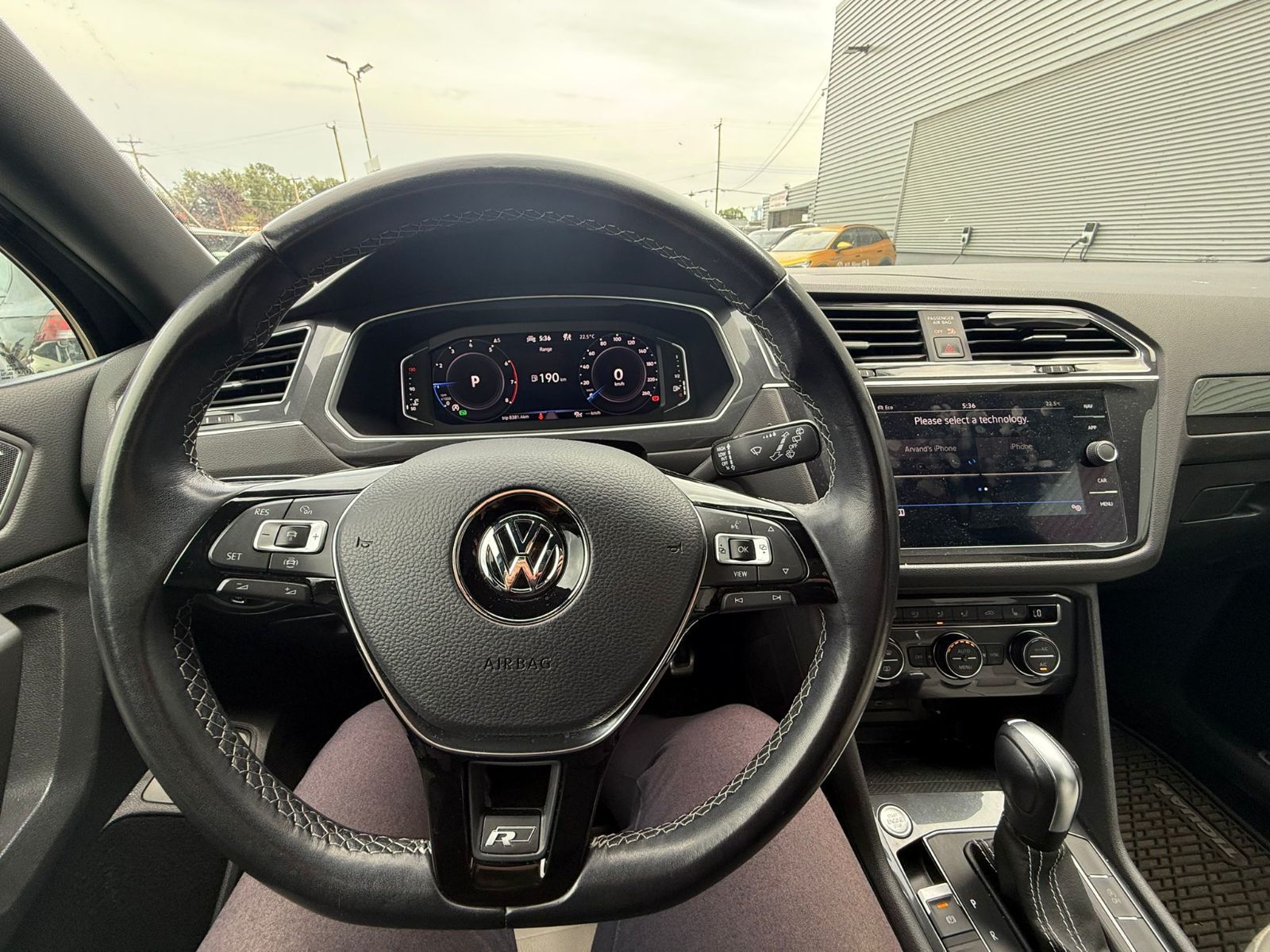 2021 Volkswagen Tiguan Highline Just Arrived! Local, One Owner, Well-Equipped