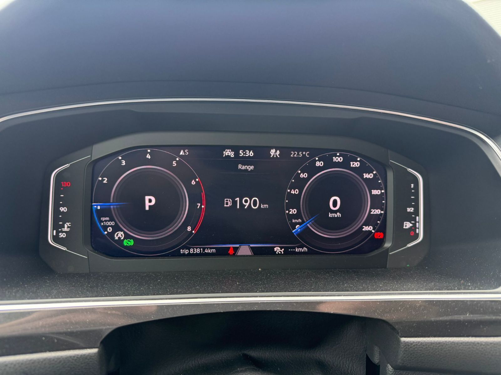 2021 Volkswagen Tiguan Highline Just Arrived! Local, One Owner, Well-Equipped