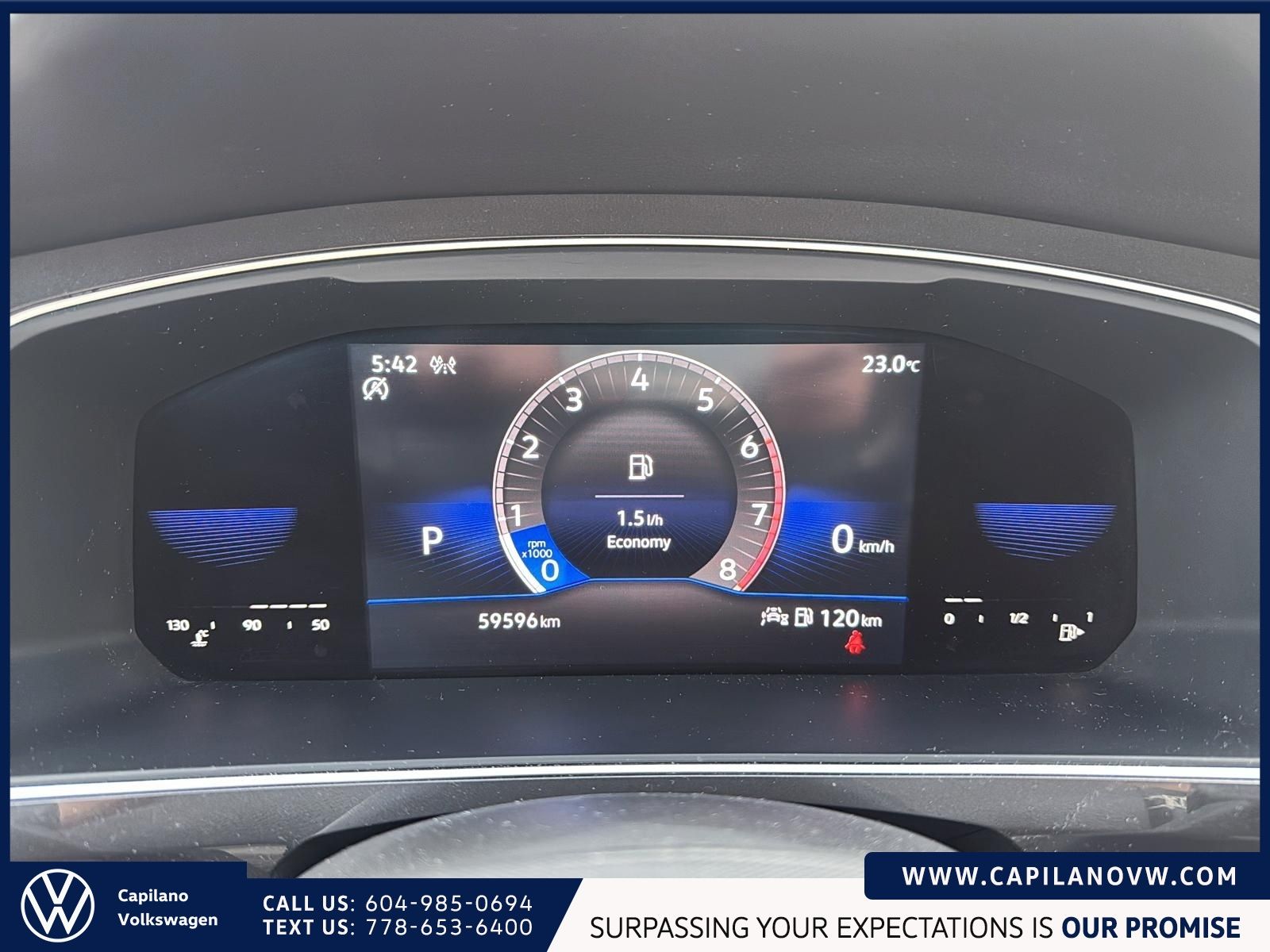 2022 Volkswagen Tiguan Trendline 2.0 TSI 4MOTION Just Arrived! Local, One Owner, AWD