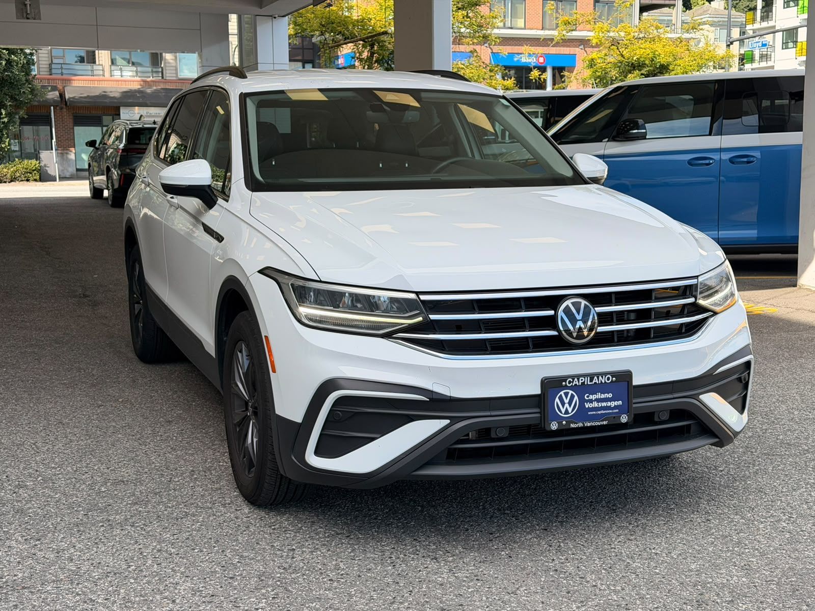 Photo 2022 Volkswagen Tiguan Comfortline 4MOTION #3