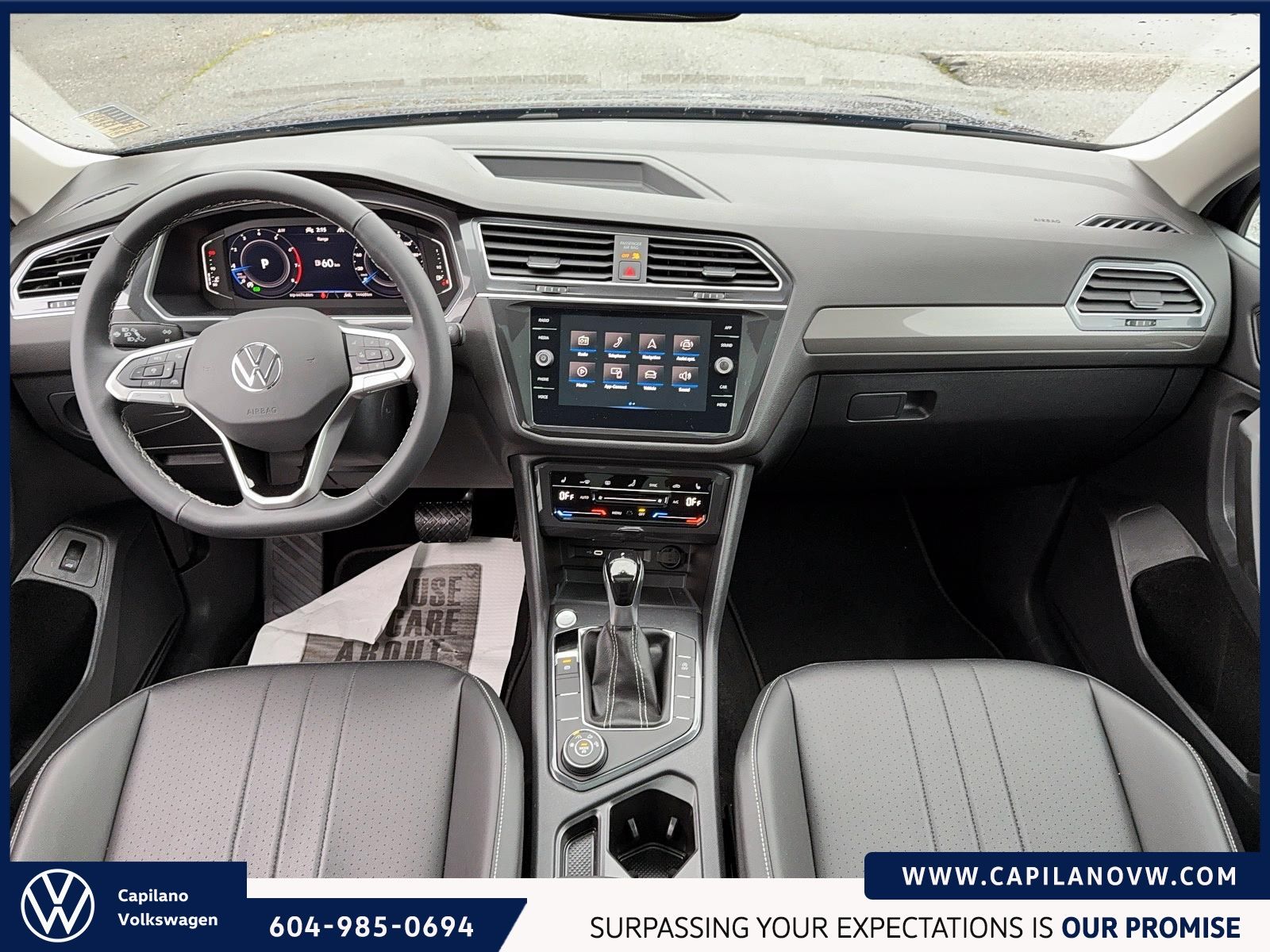 2024 Volkswagen Tiguan Comfortline | 3rd Row Seats | Sunroof Package 15K Service Done ! X-Demo Sale Price