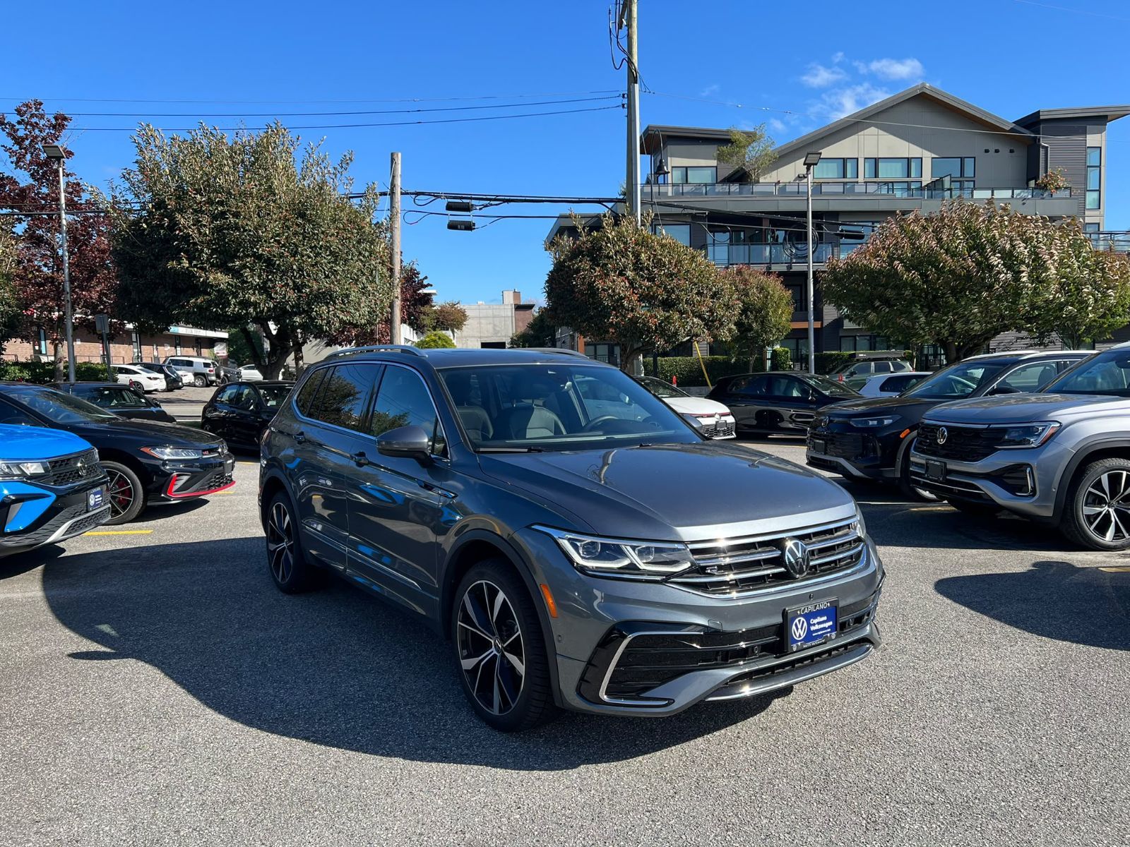 Photo 2024 Volkswagen Tiguan Highline R-Line #7