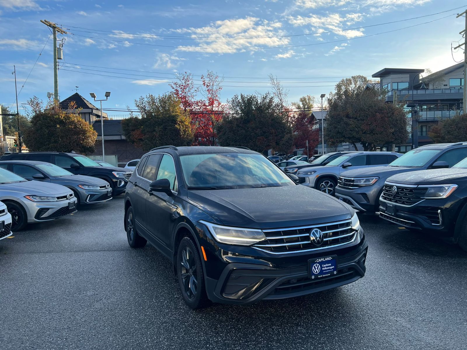 Photo 2024 Volkswagen Tiguan Comfortline 4MOTION #3