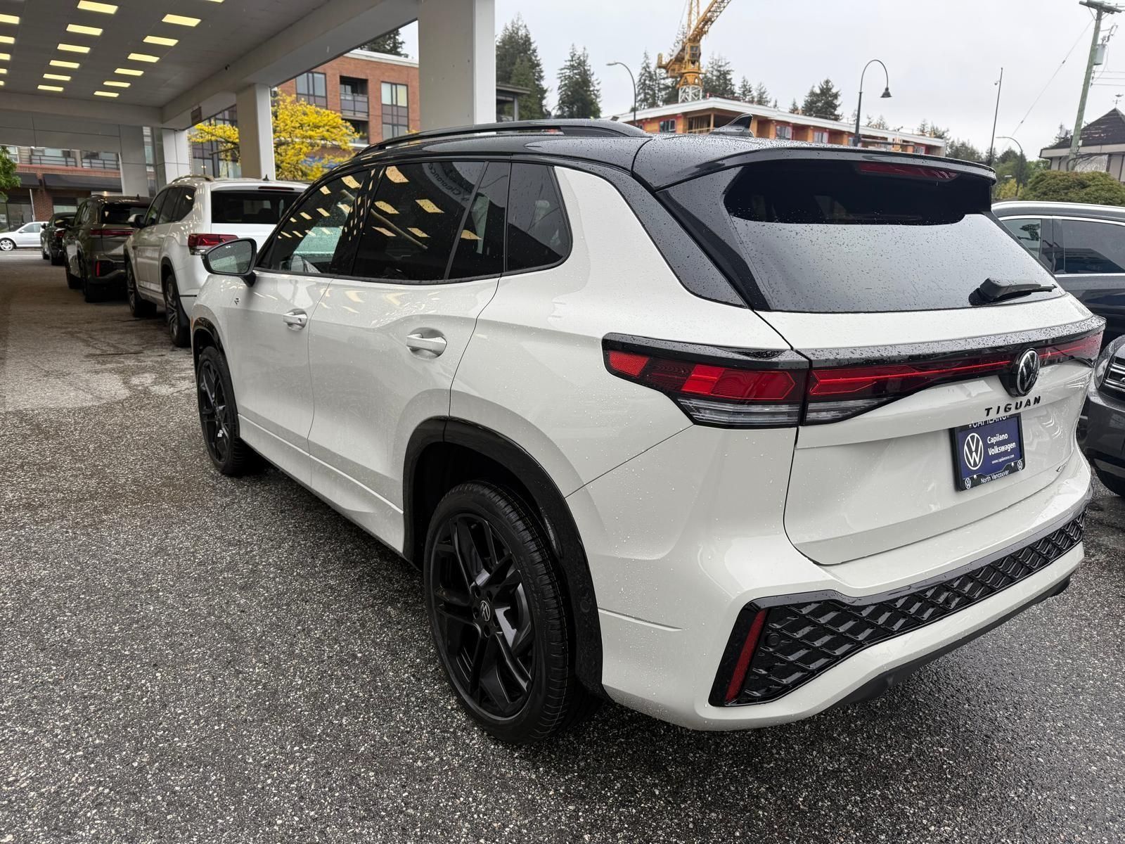 2025 Volkswagen Tiguan Comfortline R-Line Black Edition Just Arrived! Pre-Order Today @ 3.99% Finance or Lease!
