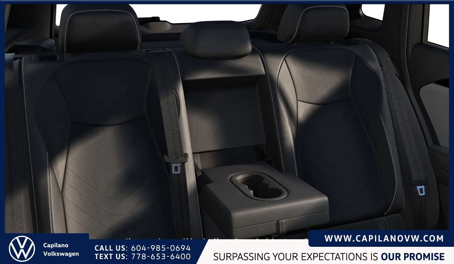 Photo 2026 Volkswagen Tiguan Comfortline R-Line Black Edition 4MOTION #4