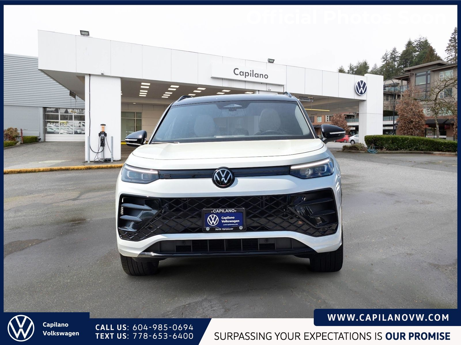 Photo 2026 Volkswagen Tiguan Comfortline R-Line Black Edition #2