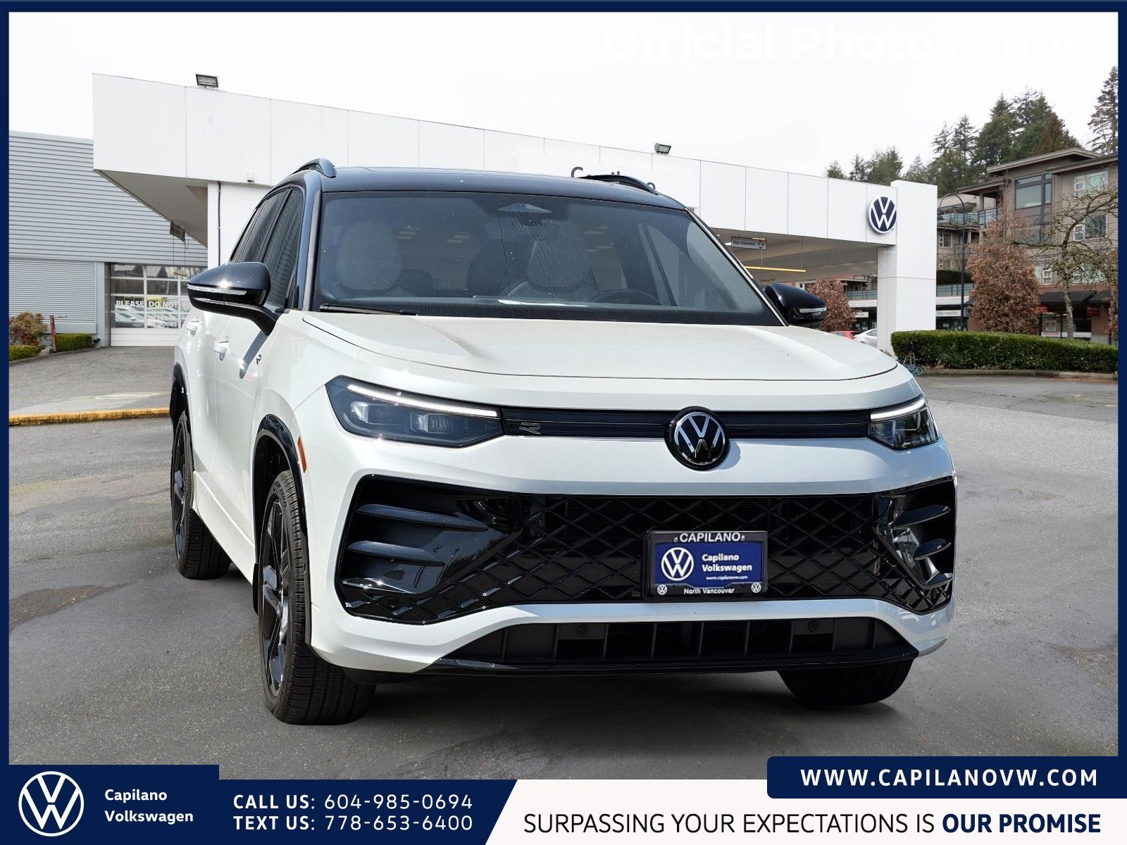 Photo 2026 Volkswagen Tiguan Comfortline R-Line Black Edition #3