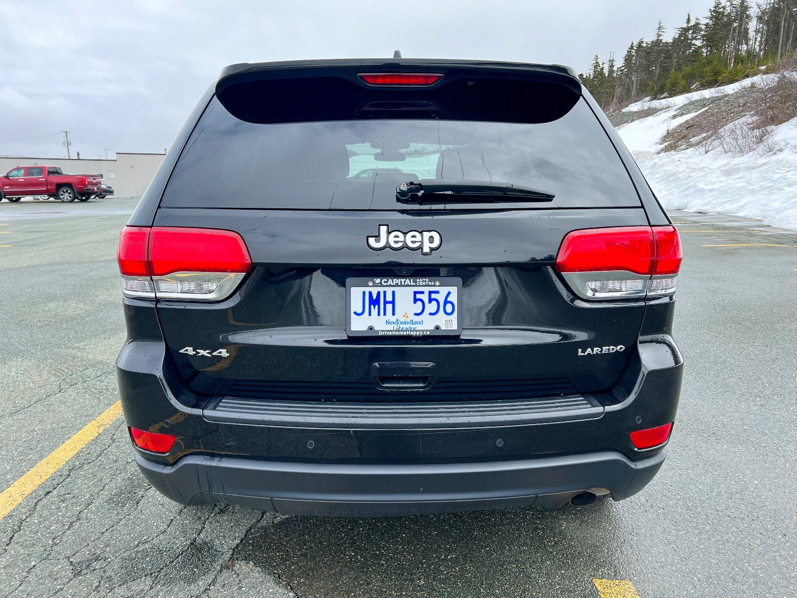 2019 Jeep Grand Cherokee Laredo E-3