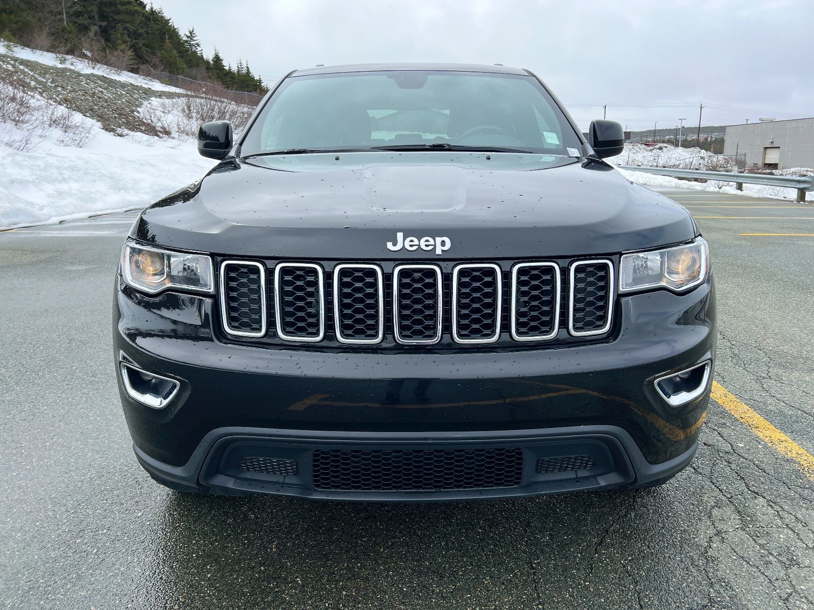 2019 Jeep Grand Cherokee Laredo E-1