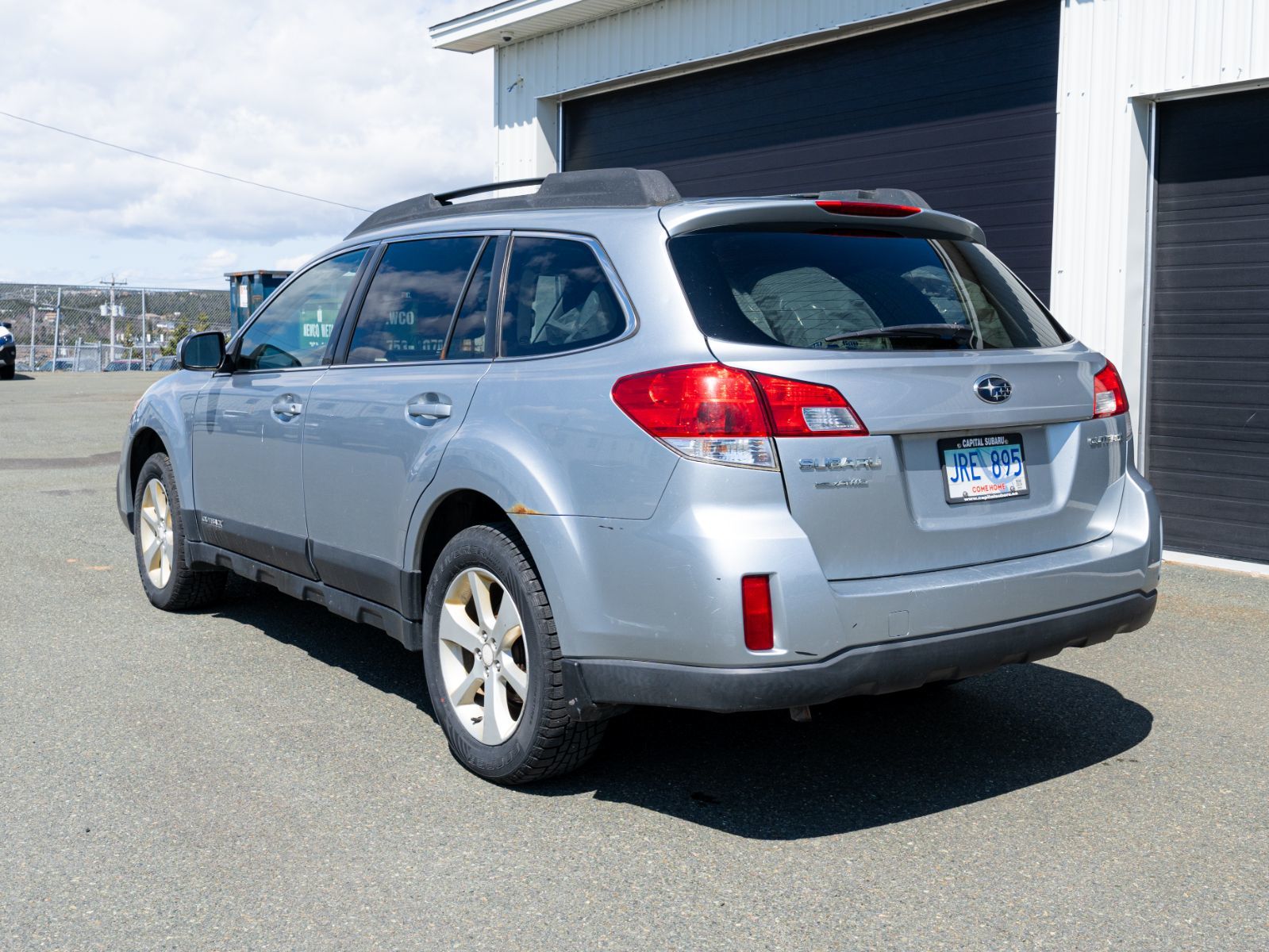 2014 Subaru Outback 2.5i Premium-3