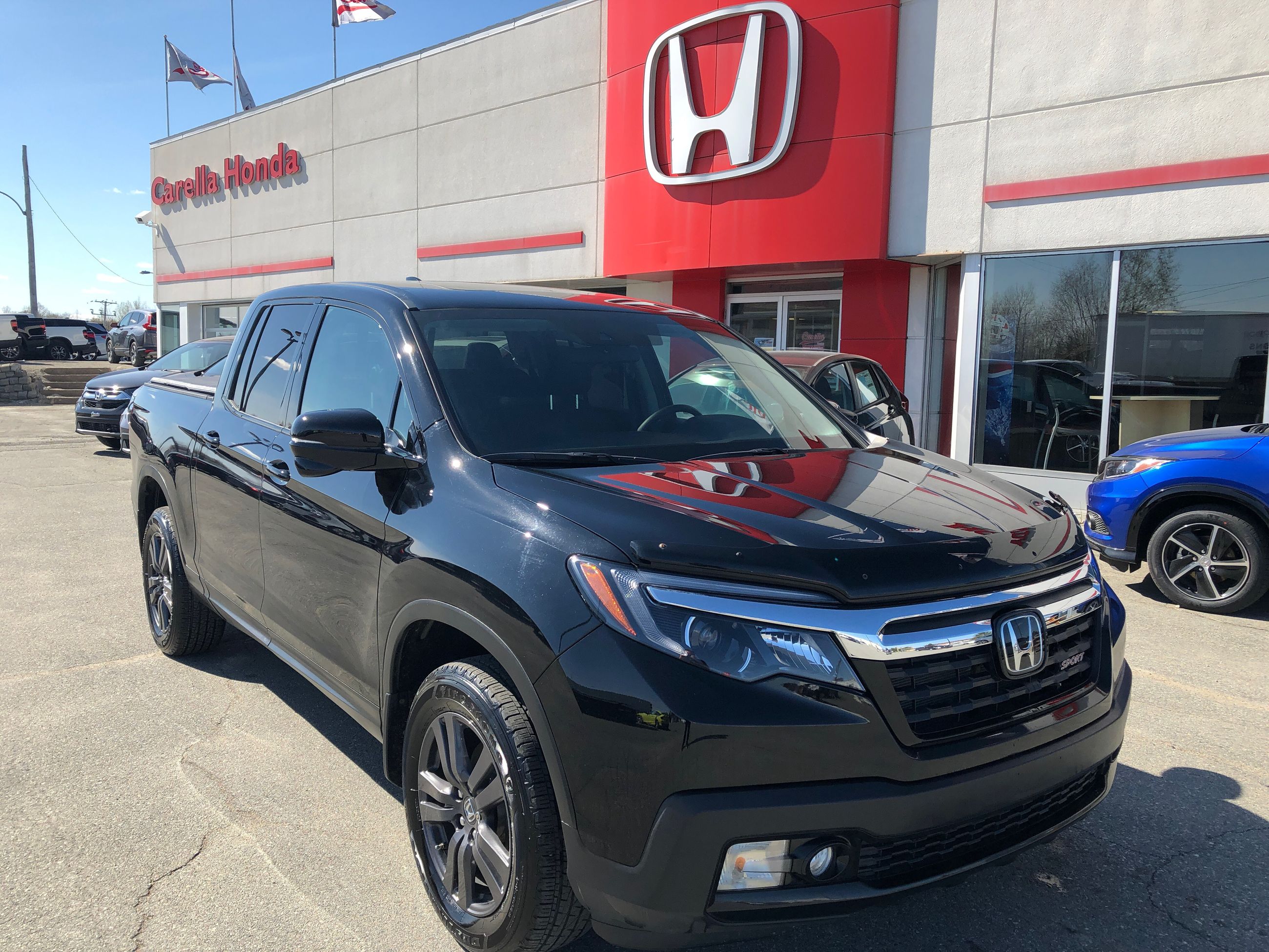 Used 2018 Honda Ridgeline Sport Tonneau Cover Deflecteur De Capot In Amos Used Inventory Carella Honda In Amos Quebec