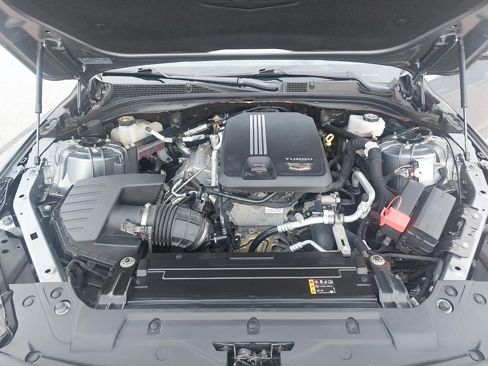 Cadillac CT5 350T SPORT 2022 — photo 8