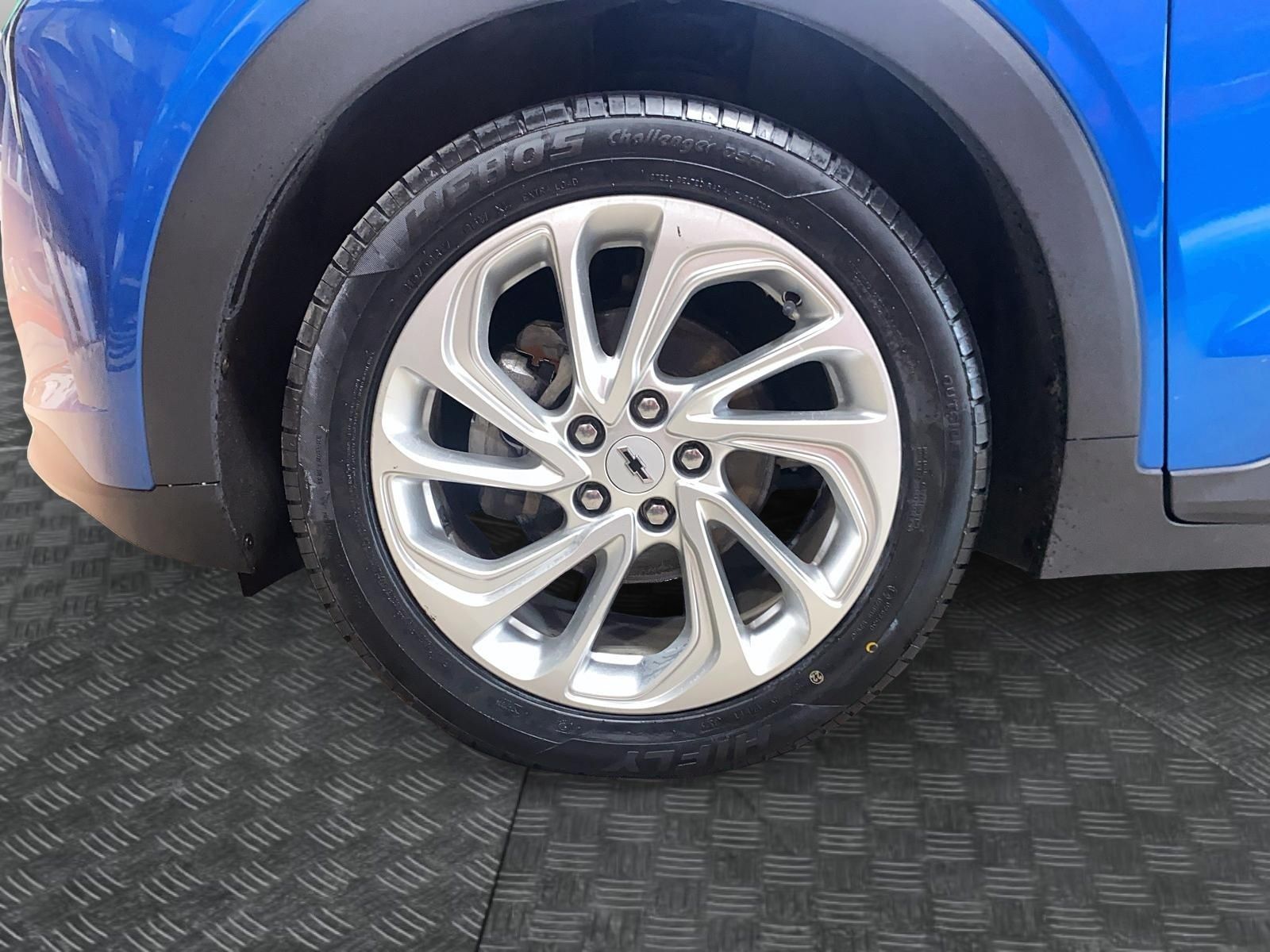 Chevrolet Bolt EUV 2023 — photo 6