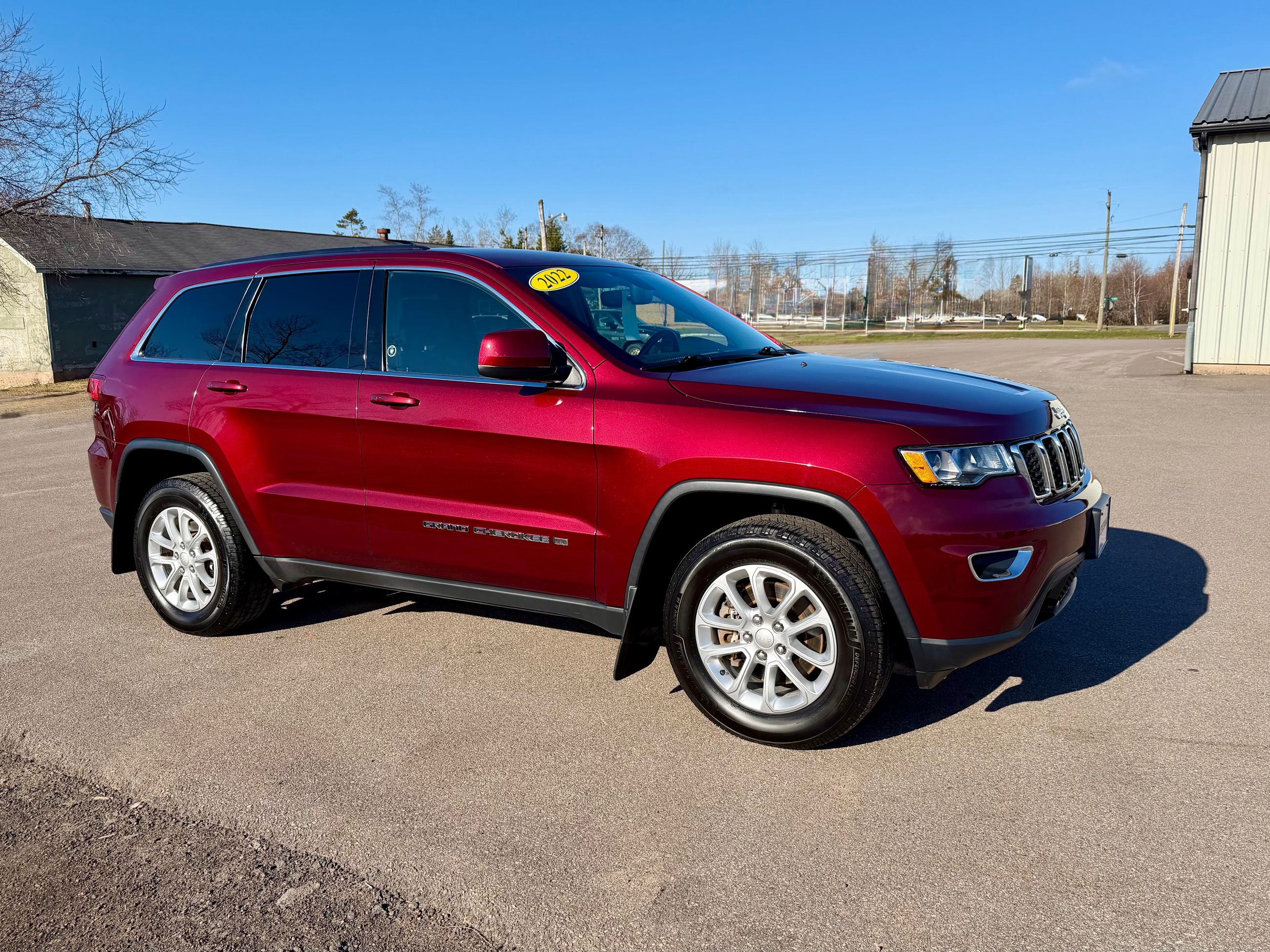 2022 Jeep Grand Cherokee Laredo 4x4