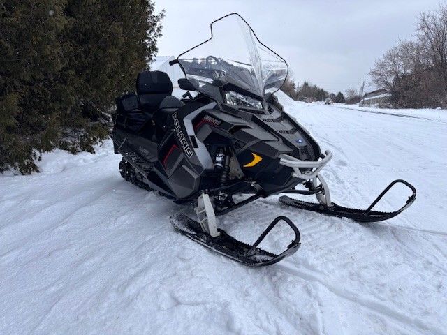 2019 Polaris 800 TITAN ADVENTURE 155 ES CHENILLE 20'' PERFORMANCE HORS PISTE ET SENTIER