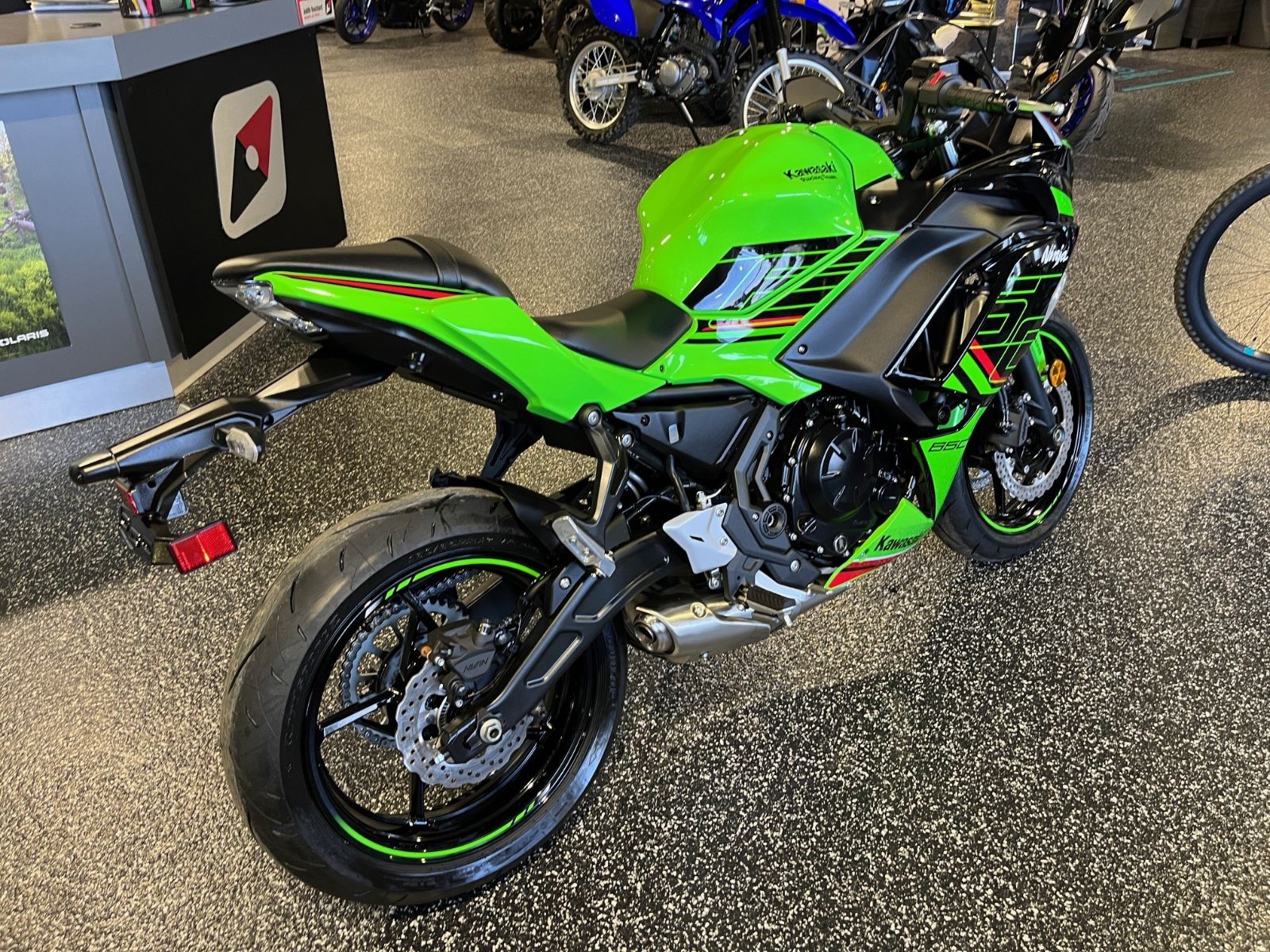 2024 Kawasaki Ninja 650 KRT ABS