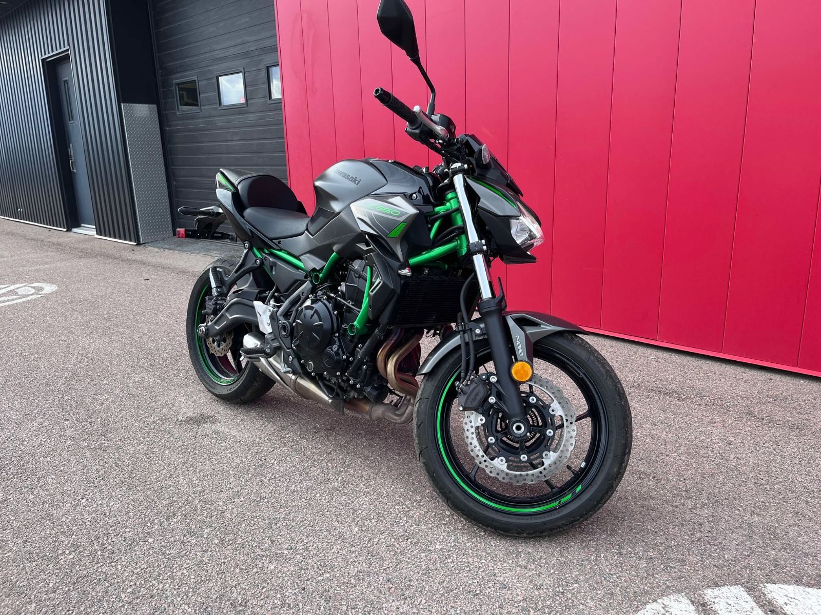 Kawasaki Z650  2023