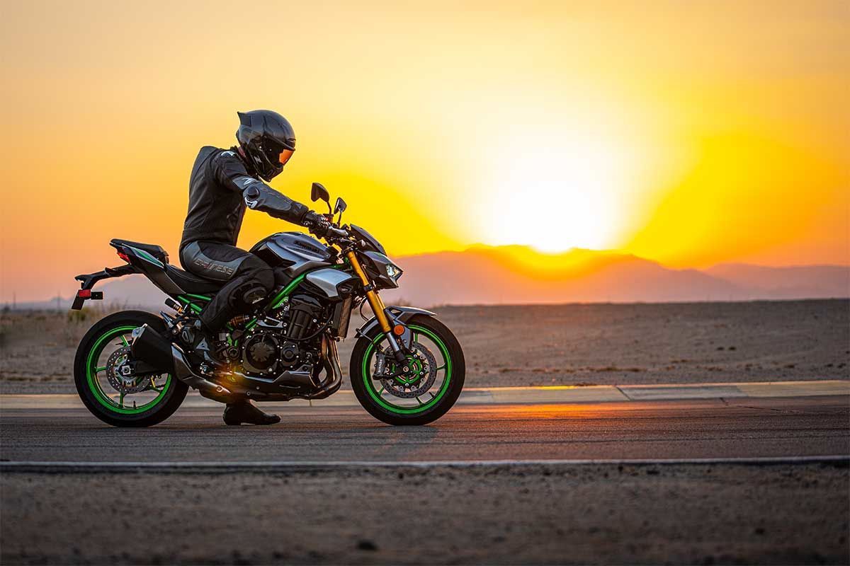 2025 Kawasaki Z900 SE