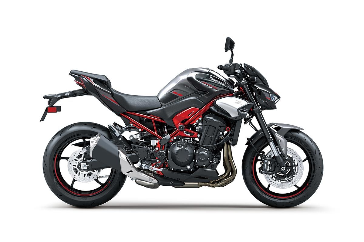 Kawasaki Z900  2025