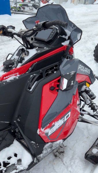 Polaris 650 INDY ADVENTURE 137  2024