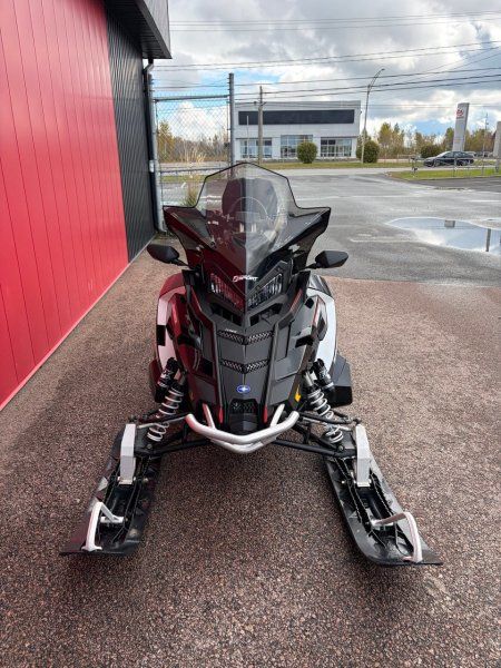 2018 Polaris 800 TITAN ADVENTURE 155 ES