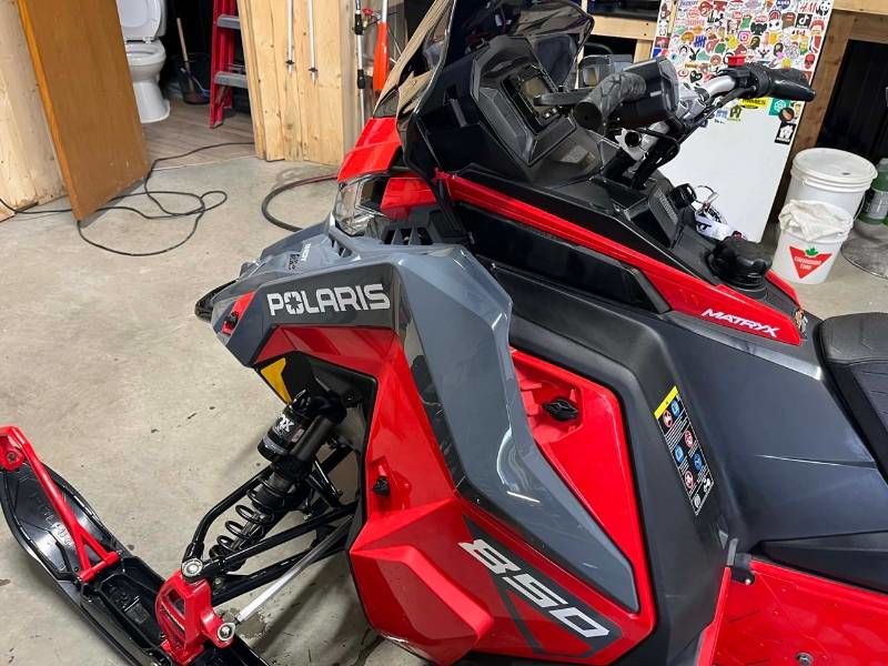 Polaris 850 INDY XC 137  2024