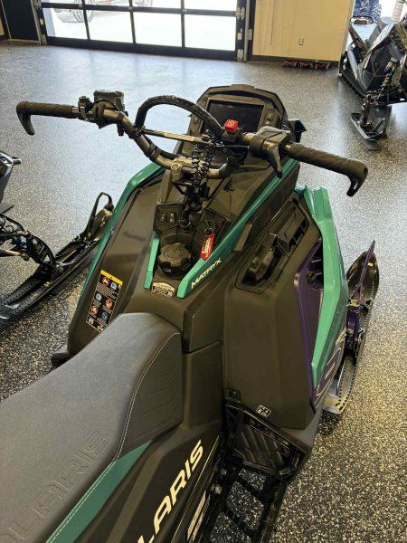 Polaris PATRIOT 9R RMK KHAOS 165 SLASH  2024