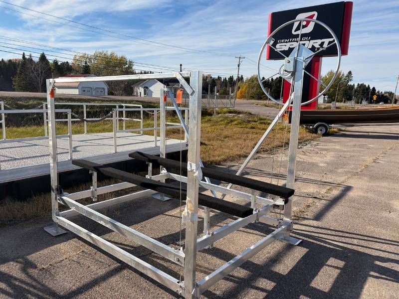 QUAI TECHNO QTD 1562 ELEVATEUR MOTOMARINE 1500LBS 62''  2026