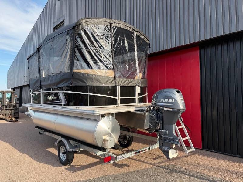 Smokercraft SUNCHASER VISTA 16 LR  2027