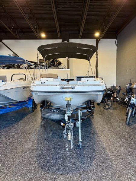 2025 Starcraft SVX 171 OB