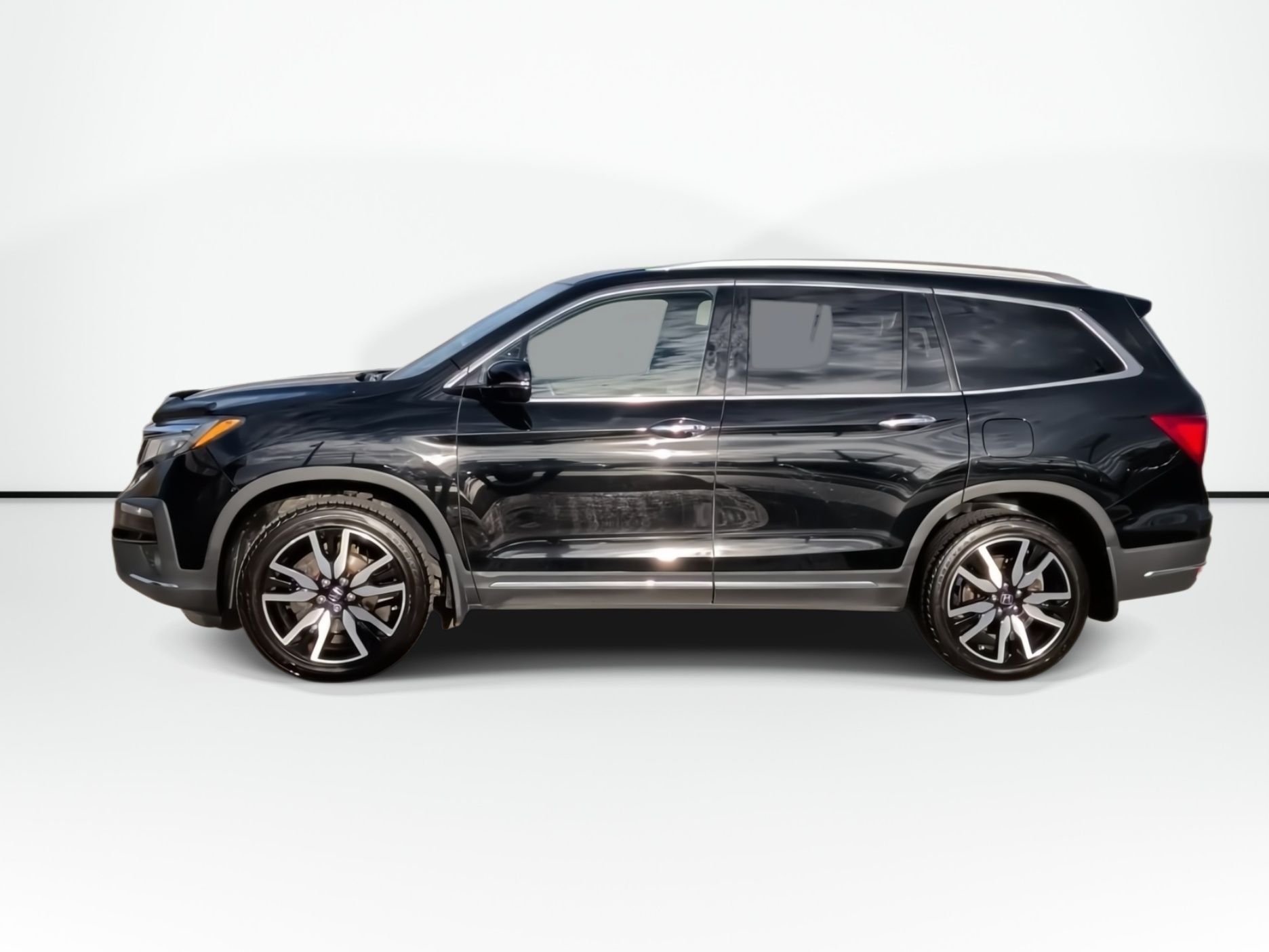 Photo 2022 Honda Pilot Touring | Sunroof | Leather | Cam #5
