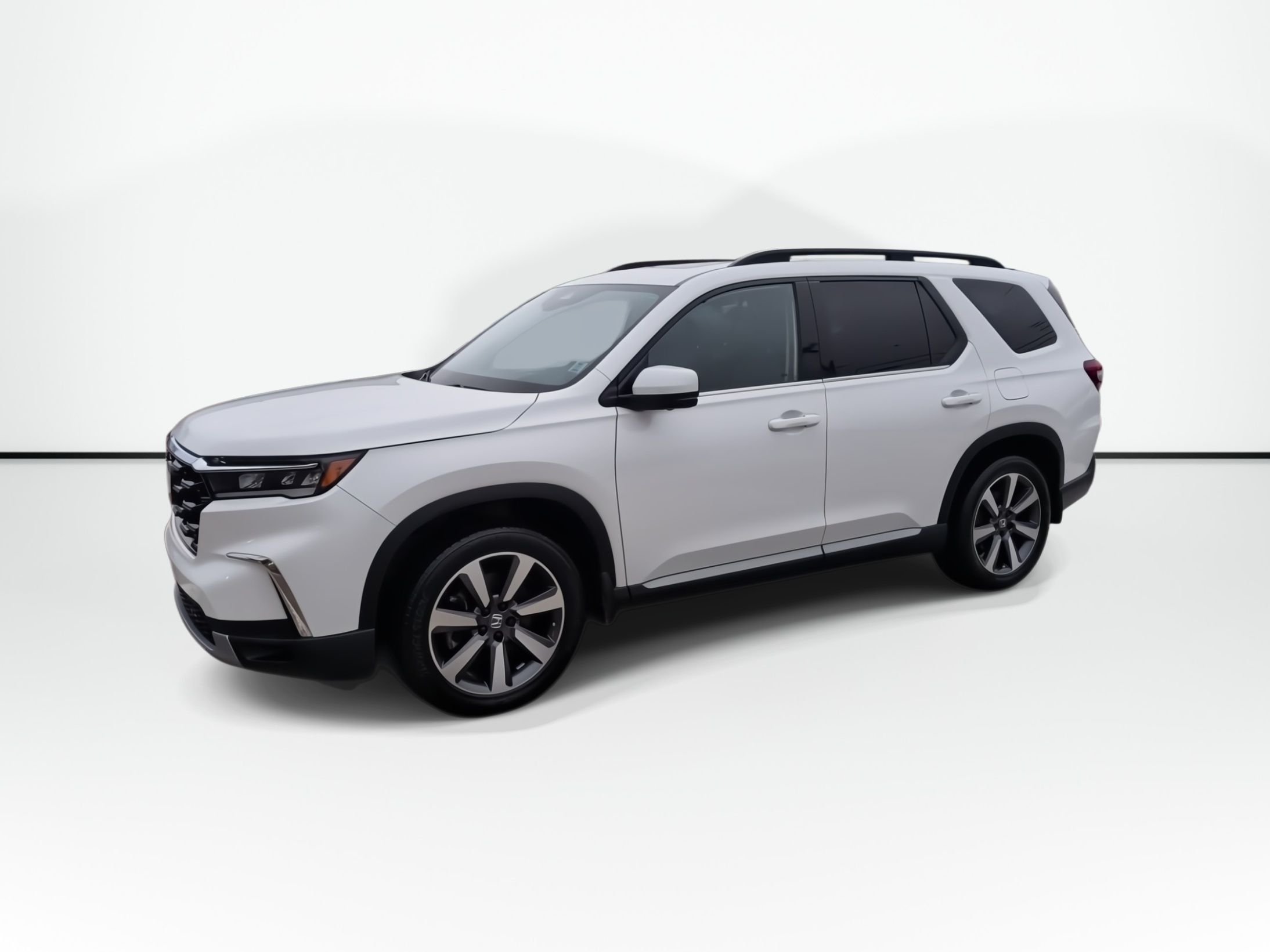 Photo Honda Pilot Touring | Leather | Roof | Cam | Warranty to 2029 2024 #4