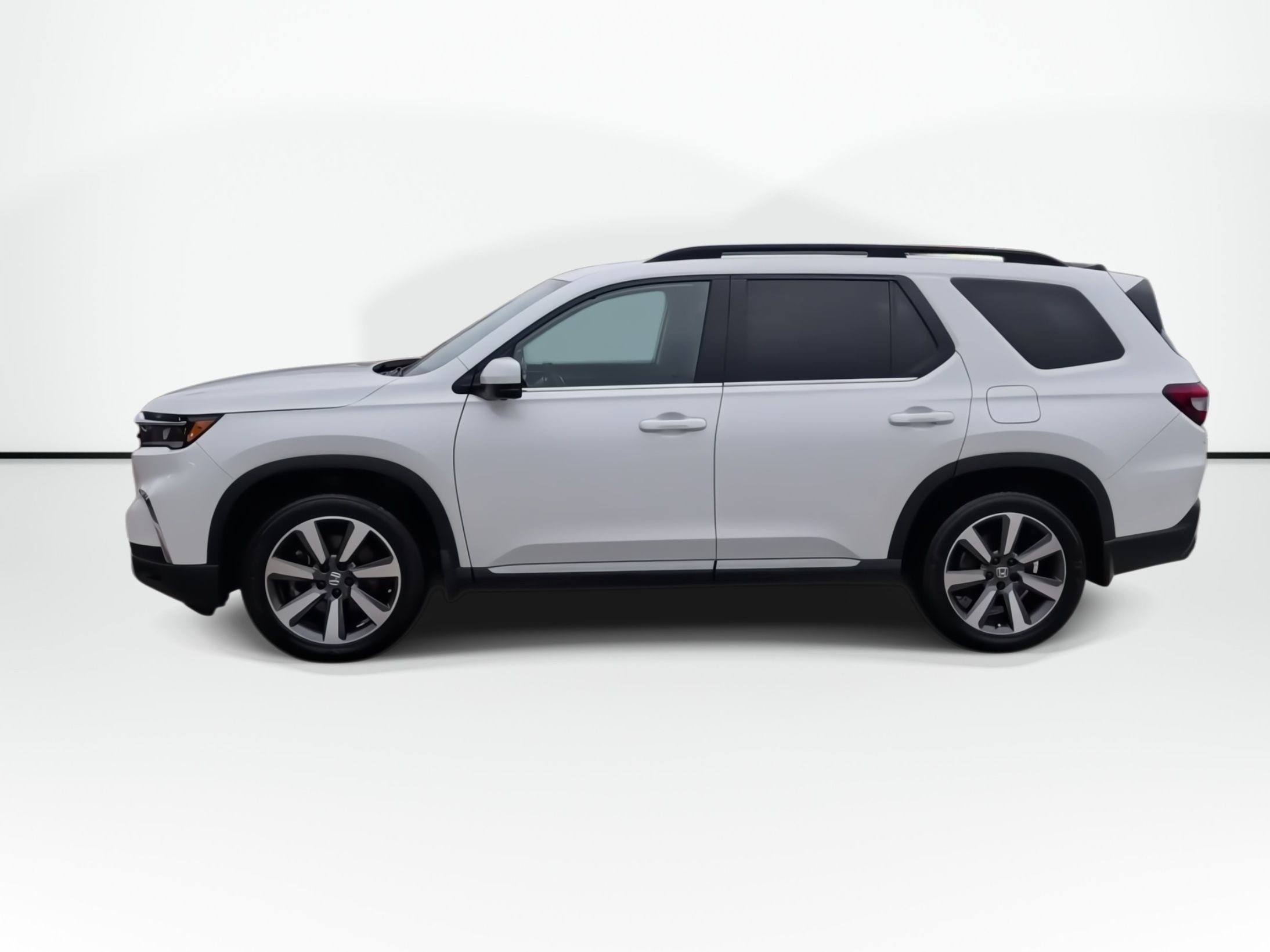 Photo Honda Pilot Touring | Leather | Roof | Cam | Warranty to 2029 2024 #5