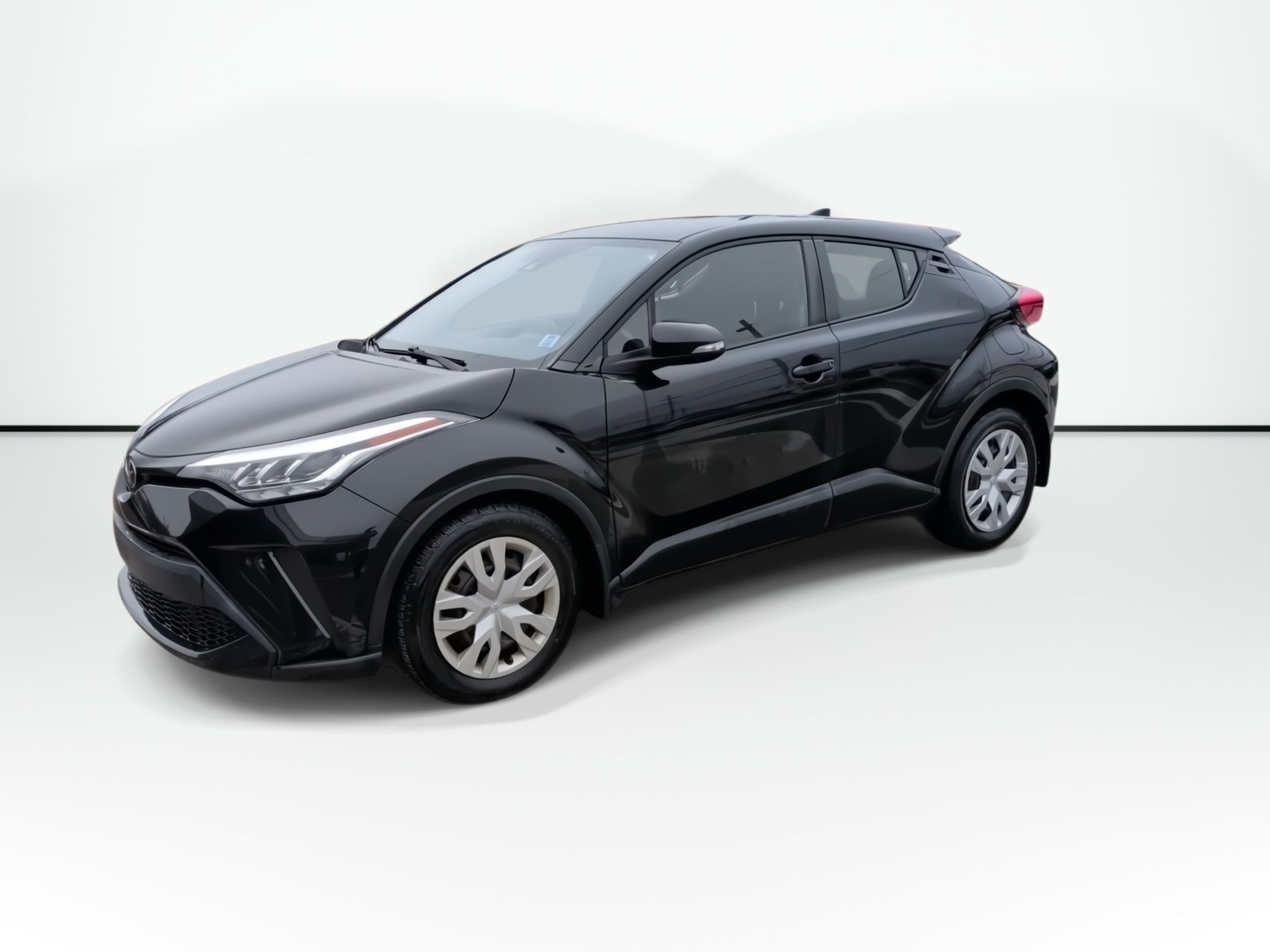 Photo 2021 Toyota C-HR LE | Heated Seats | Cam | USB #4