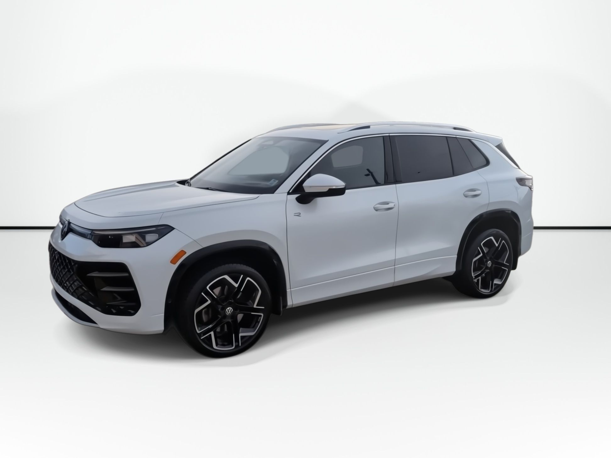 Photo 2026 Volkswagen TIGUAN Highline R Line | Leather | Moonroof | Cam #4