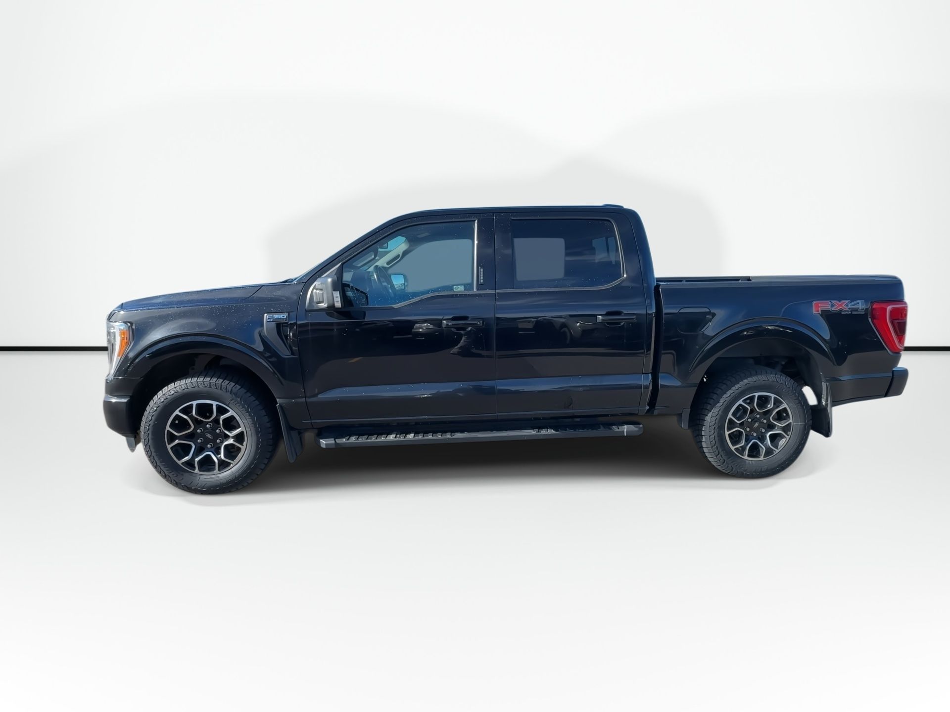 Photo Ford F-150 XLT | Rnt Strt | Keyless | Bluetooth | Cam | USB 2022 #5