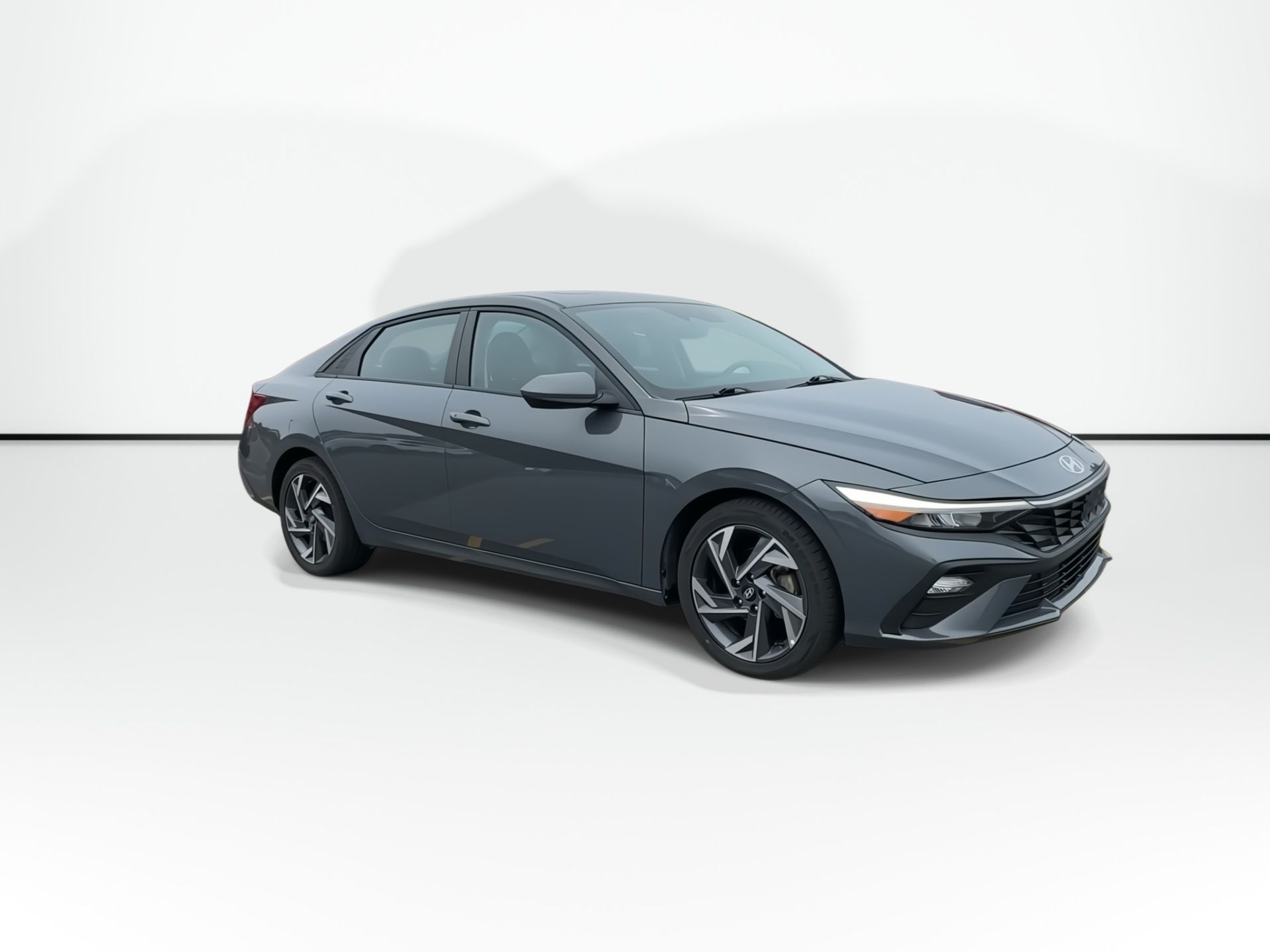 Photo 2025 Hyundai Elantra Preferred | Roof | Tech | Cam | Warranty to 2030 #4