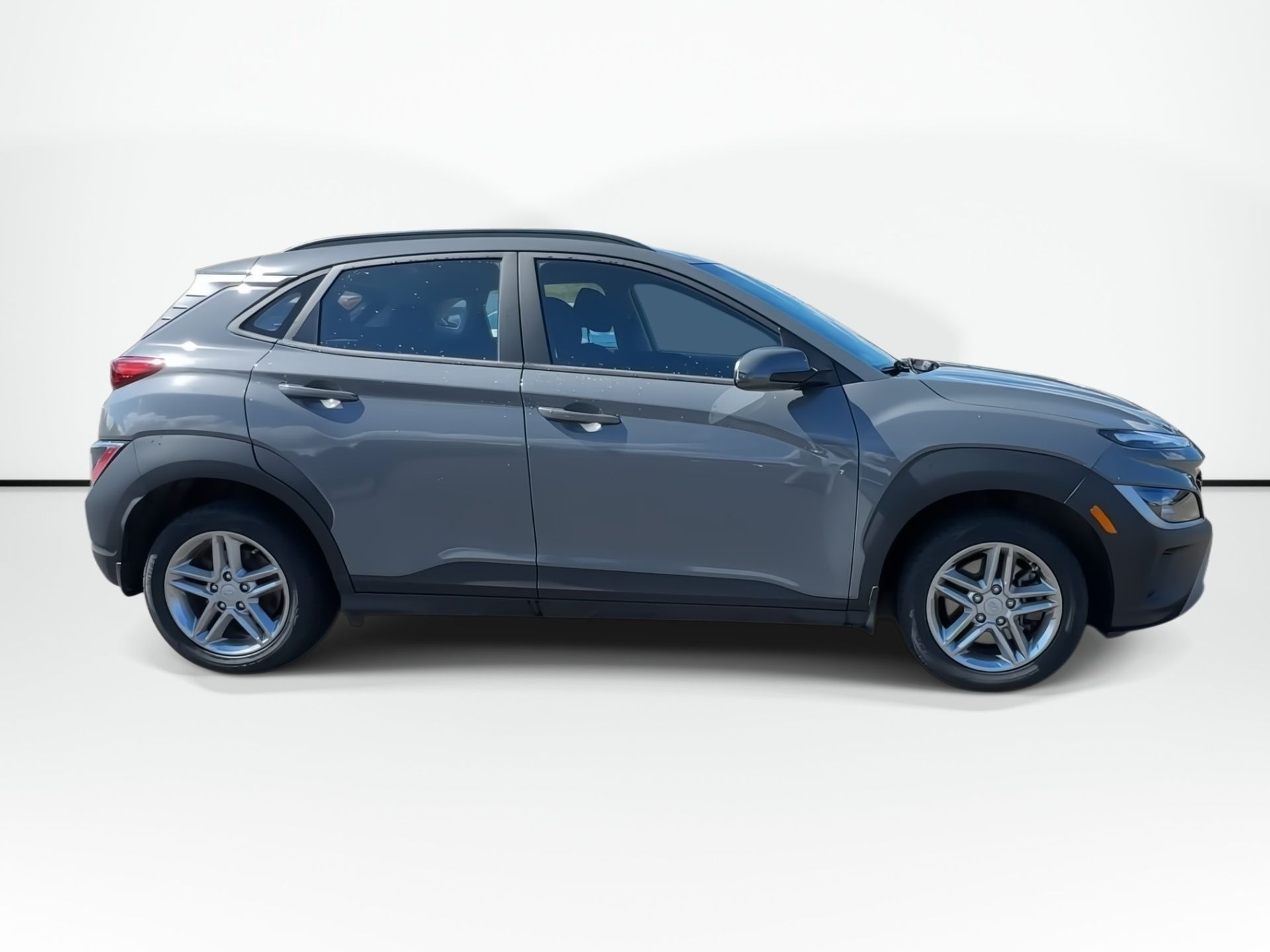 Photo 2023 Hyundai Kona Essential | Cam | HtdSeat | Warranty to 2027 #6