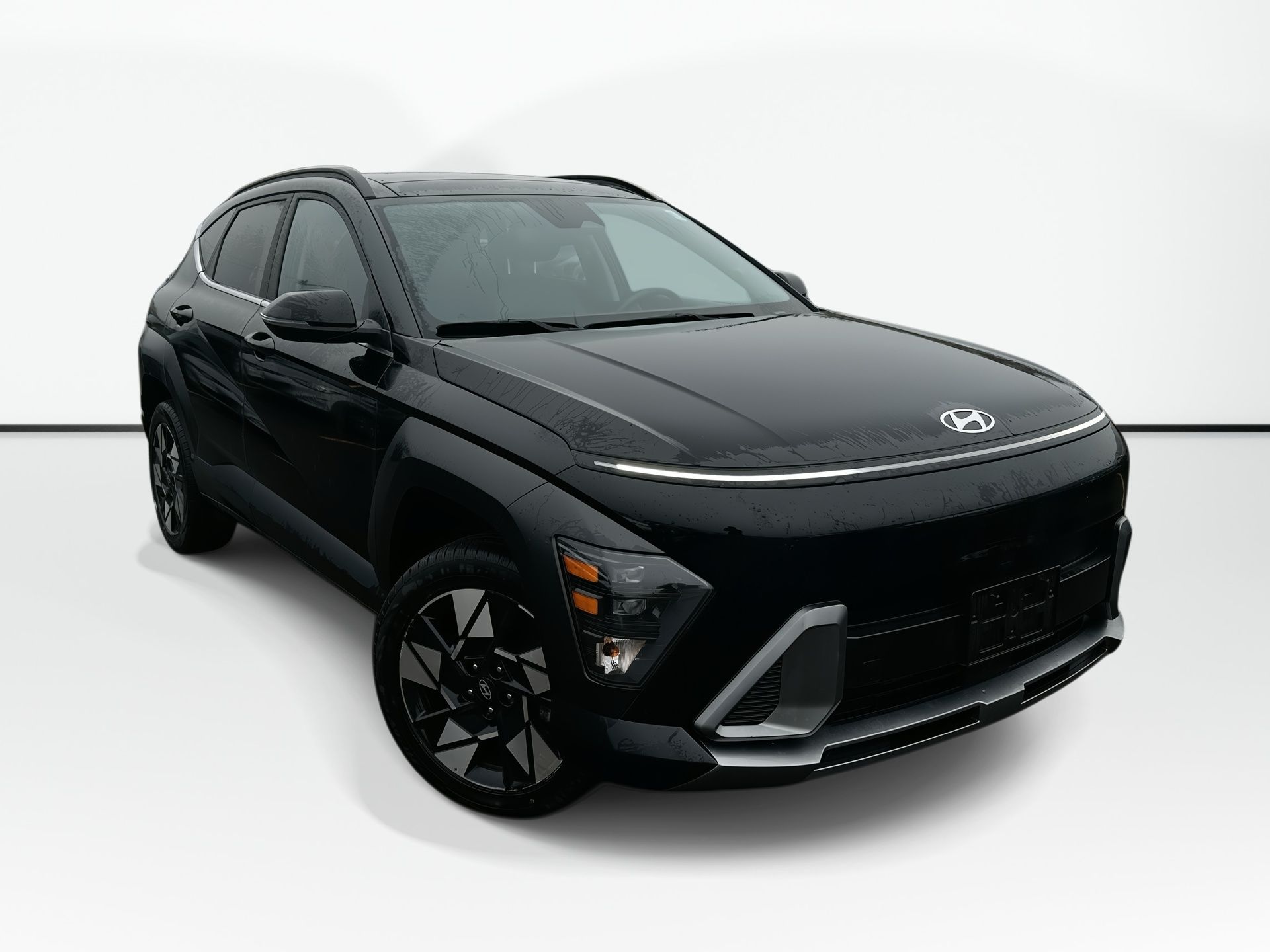 2025 Hyundai Kona Preferred Trend | Lthr | Roof | Warranty to 2030