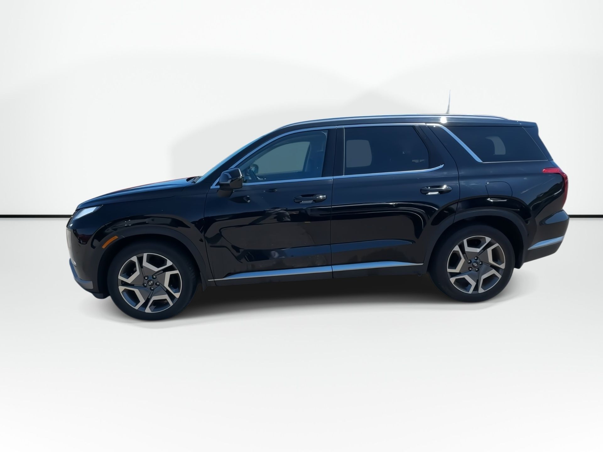 Photo Hyundai Palisade Preferred | Htd Whl | Keyless | Warranty to 2028 2023 #7