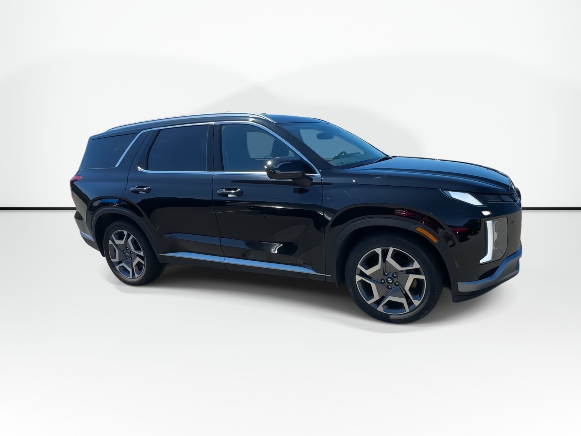 Photo Hyundai Palisade Preferred | Htd Whl | Keyless | Warranty to 2028 2023 #4