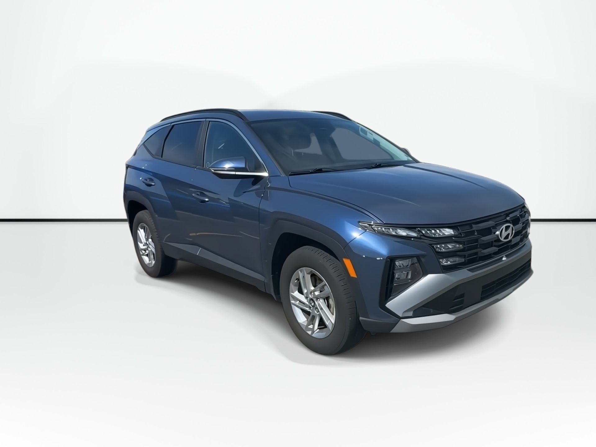 Photo 2025 Hyundai Tucson Preferred | Htd Whl | Buetooth | Warranty to 2030 #4